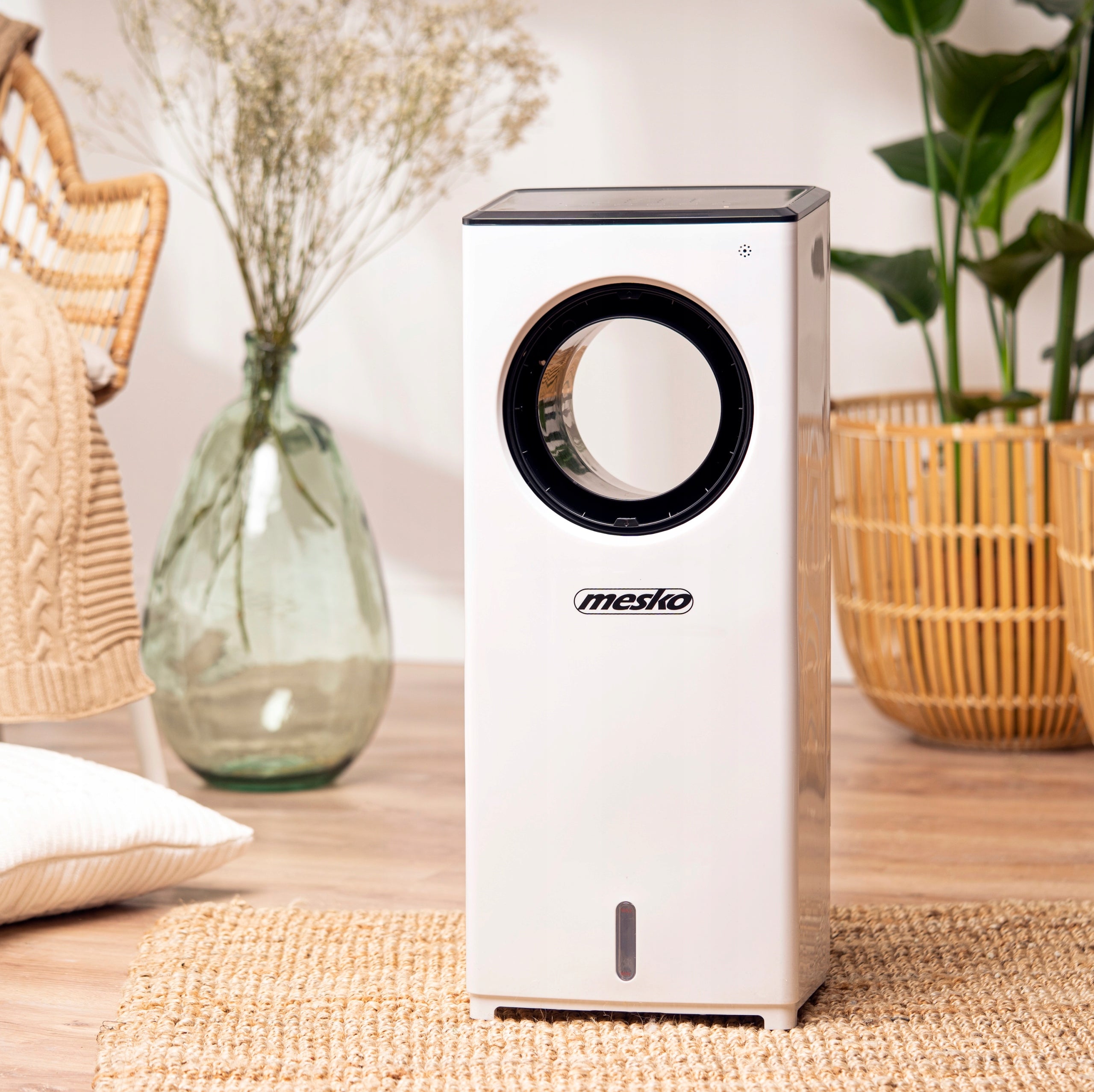 Propellerless air conditioner 3in1 Mesko MS 7856 Model MS7856