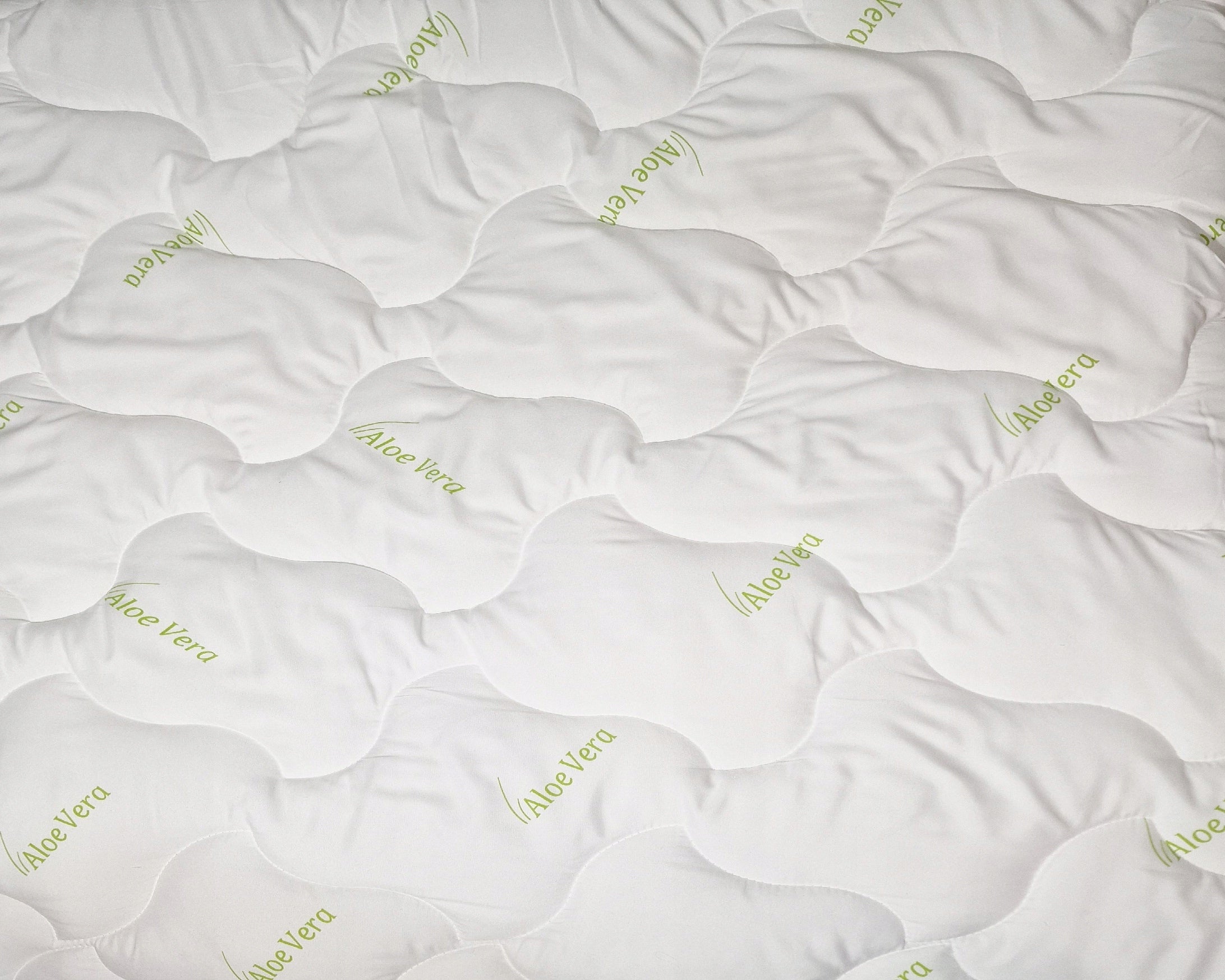 QUILT 160x200 YEAR-ROUND ALOE Polish ANTI-ALLERGIC PRODUCT ALOE VERA Product width 160 cm