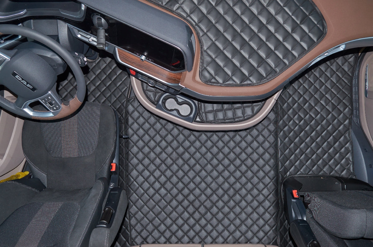 QUILTED RUGS ECO LEATHER DAF XG since 2022 -black Manufacturer's catalog number 0