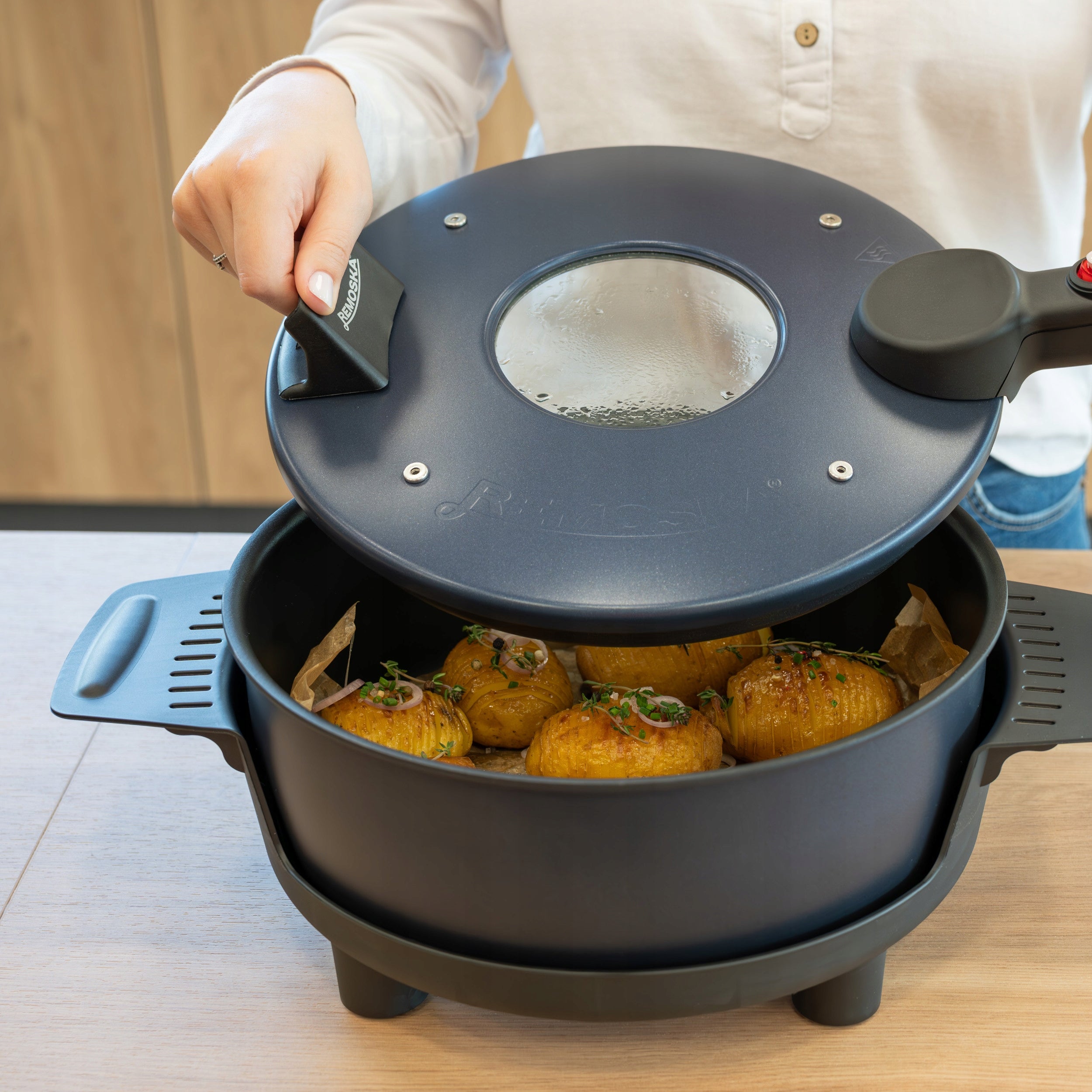 REMOSKA Prima MARIA P32F/07 Czech Prodiż Baking pot 4 l / 4 people EAN (GTIN) 8595006140475