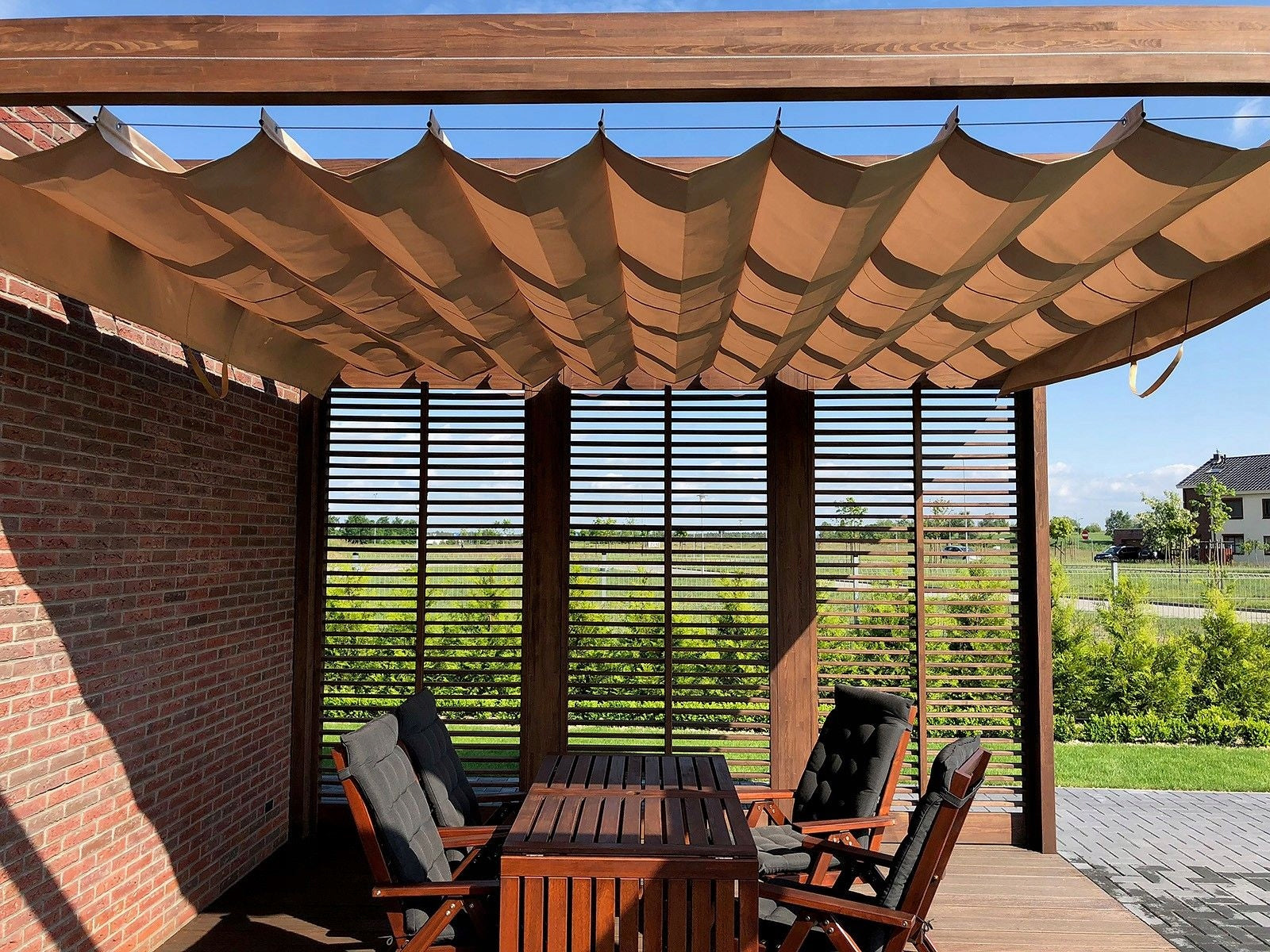 ROMAN ROLLER BLINDS, SOLAR, WATERPROOF, EXTENDABLE, ROLLING UP TO SIZE Brand Sun Shade
