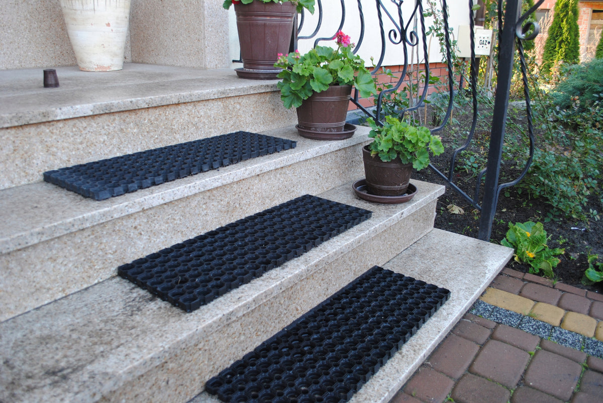 RUBBER STEPPER WIPER FOR DEGREE 100X30 NON-SLIP Manufacturer code Nakładki Ażurowe