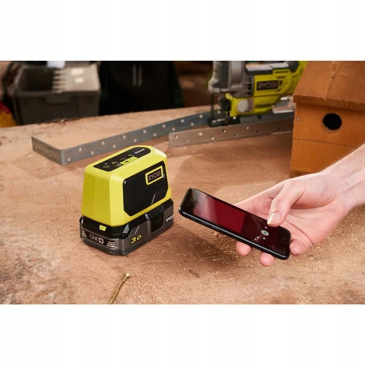RYOBI 5133005000 RBTM18-0 Bluetooth speaker Product weight with unit packaging 0.5 kg