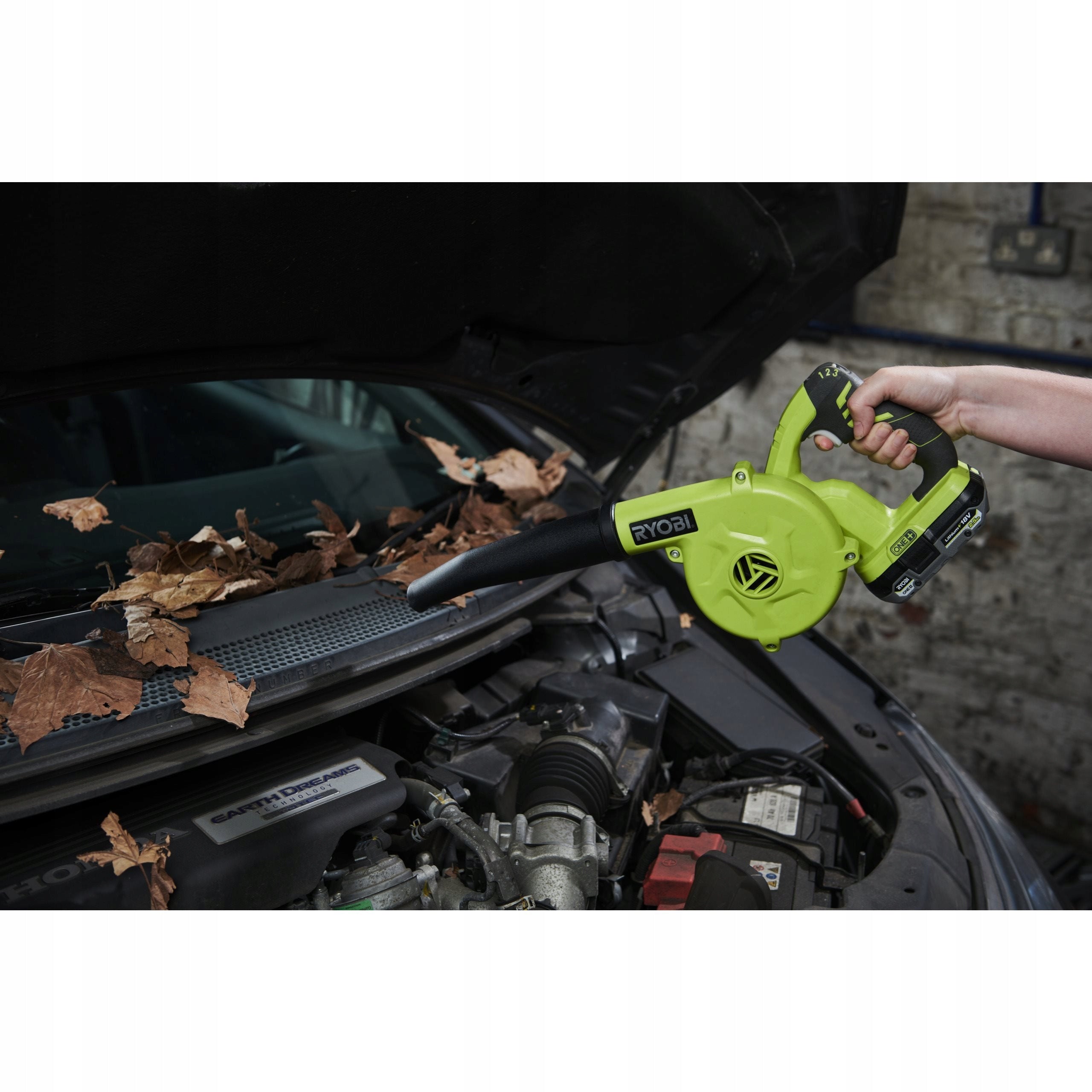 RYOBI SMALL CORDLESS WORKSHOP BLOWER COMPACT R18TB-0 VACUUM CLEANER Power supply rechargeable battery