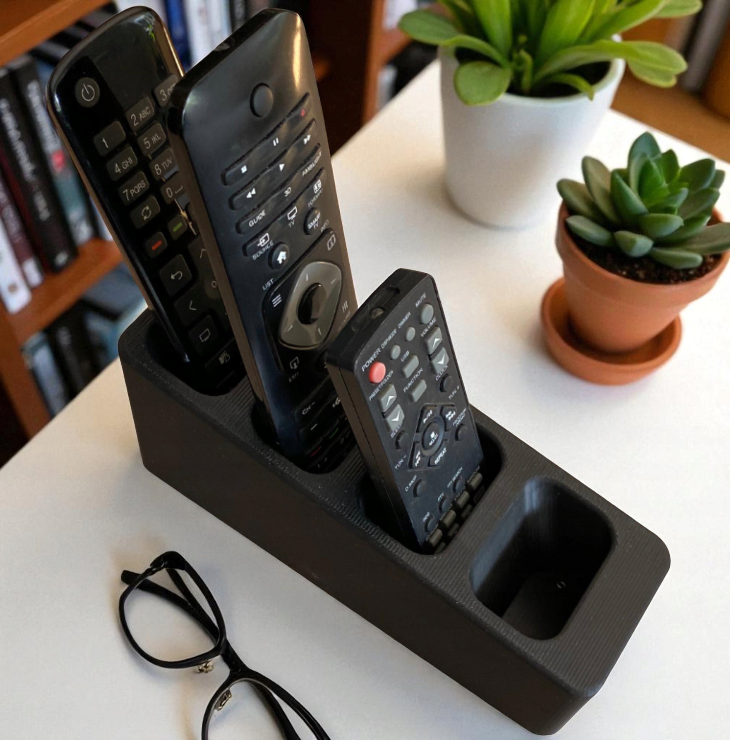 Remote Control Organizer - 3D Remote Control Stand for TV, Decoder, and Other Devices Model Organizer na piloty –