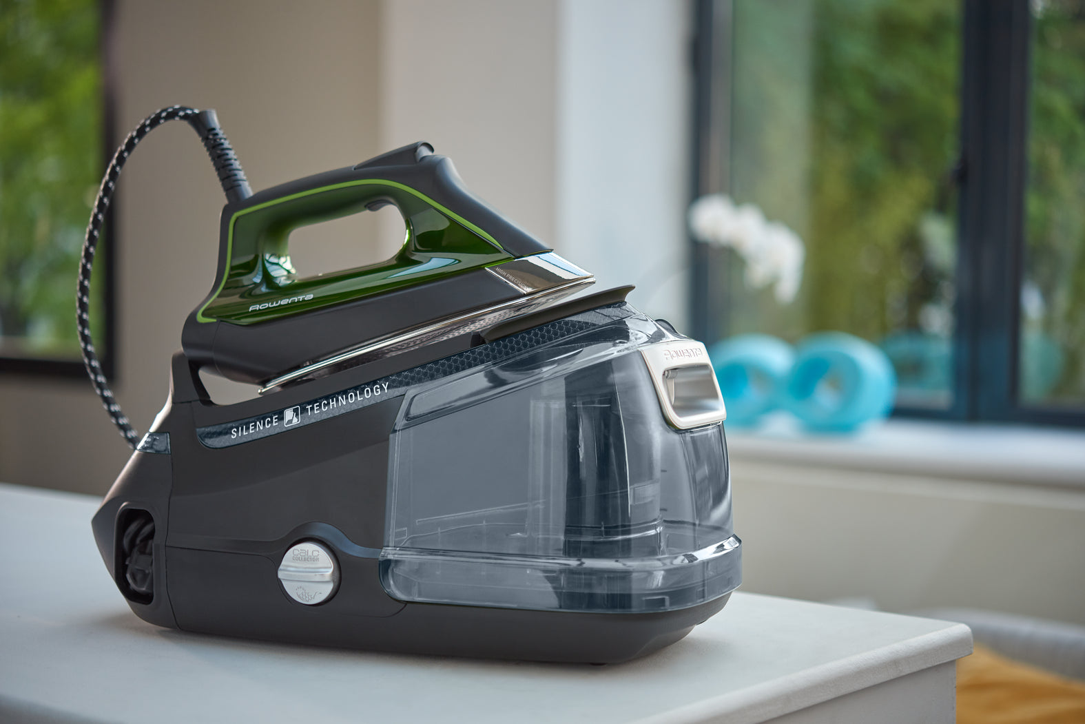 Rowenta Silence Steam Pro DG9248 Iron Steam Station 2800W 600 g/min Brand Rowenta
