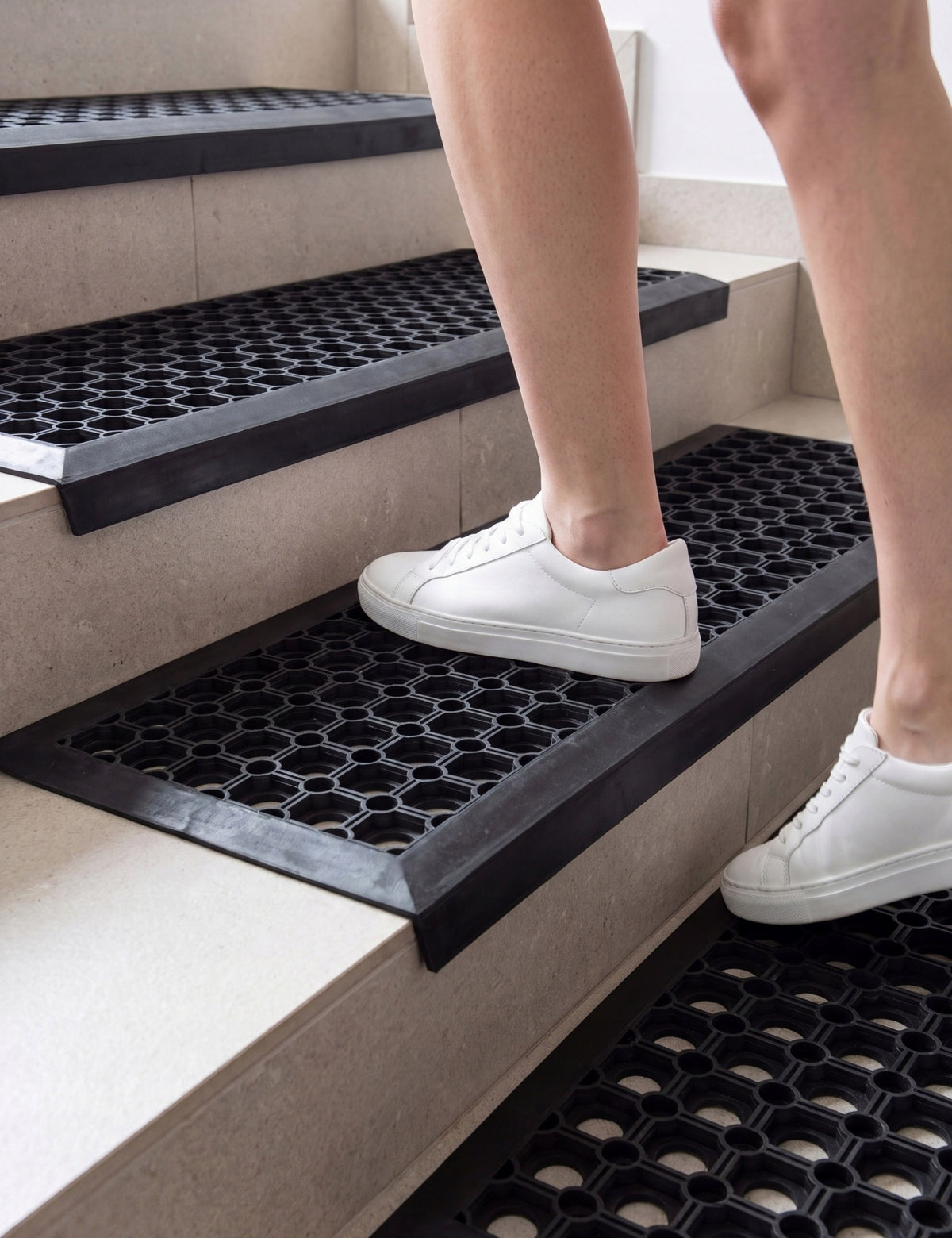 Rubber Overlay For Stairs 25x75cm Non-Slip Outdoor Black Packaging status original