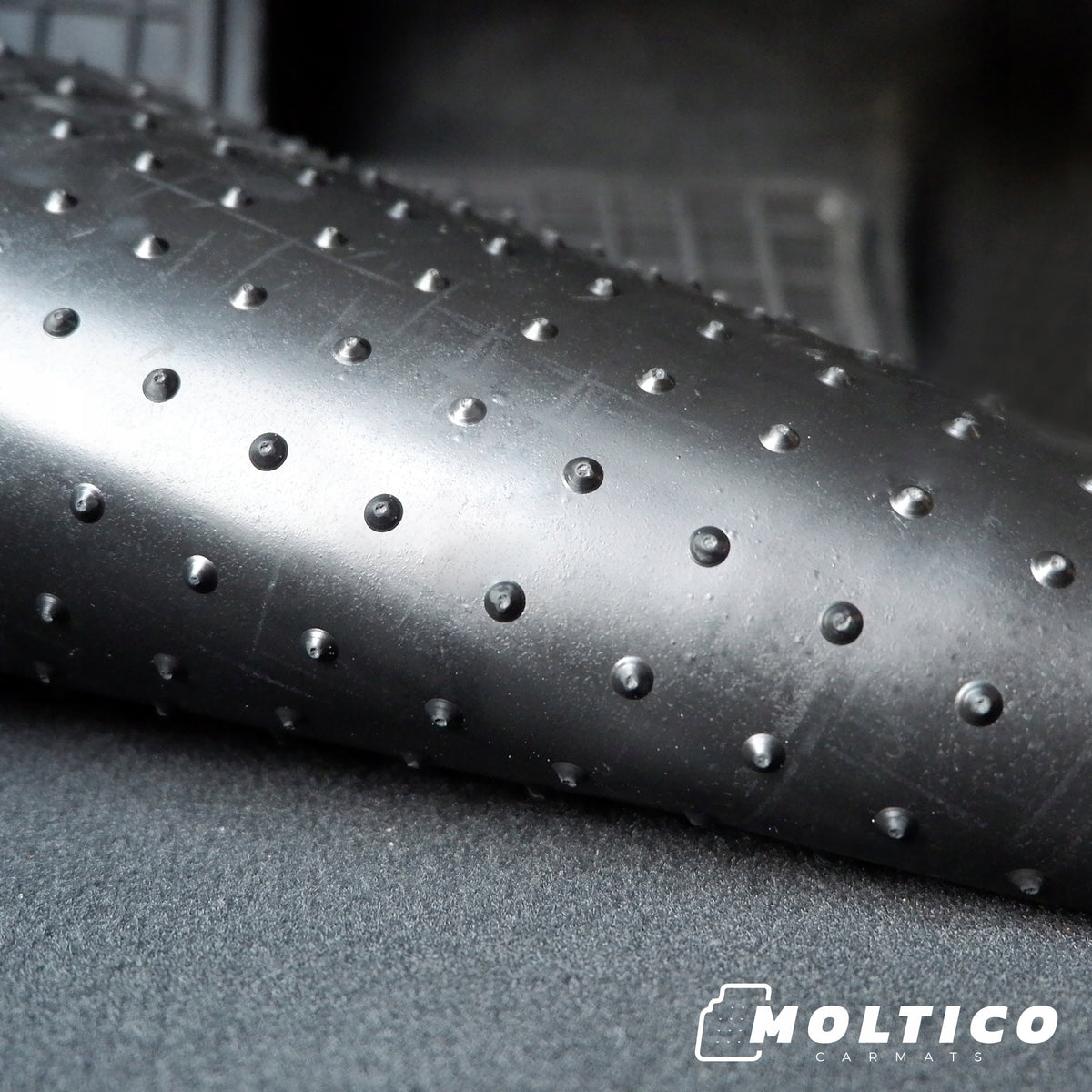 Rubber Rugs Front for Seat Arona from 2017 with Rant Manufacturer Moltico