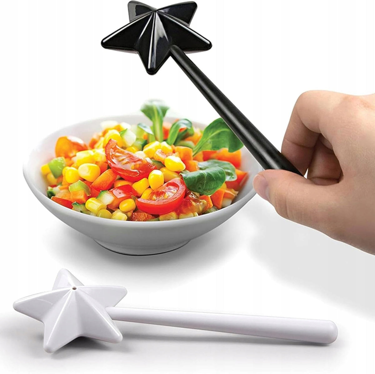 SET OF 2 PEPPER SHAKER and SALT SHAKER Magic Star Wand WHITE and BLACK