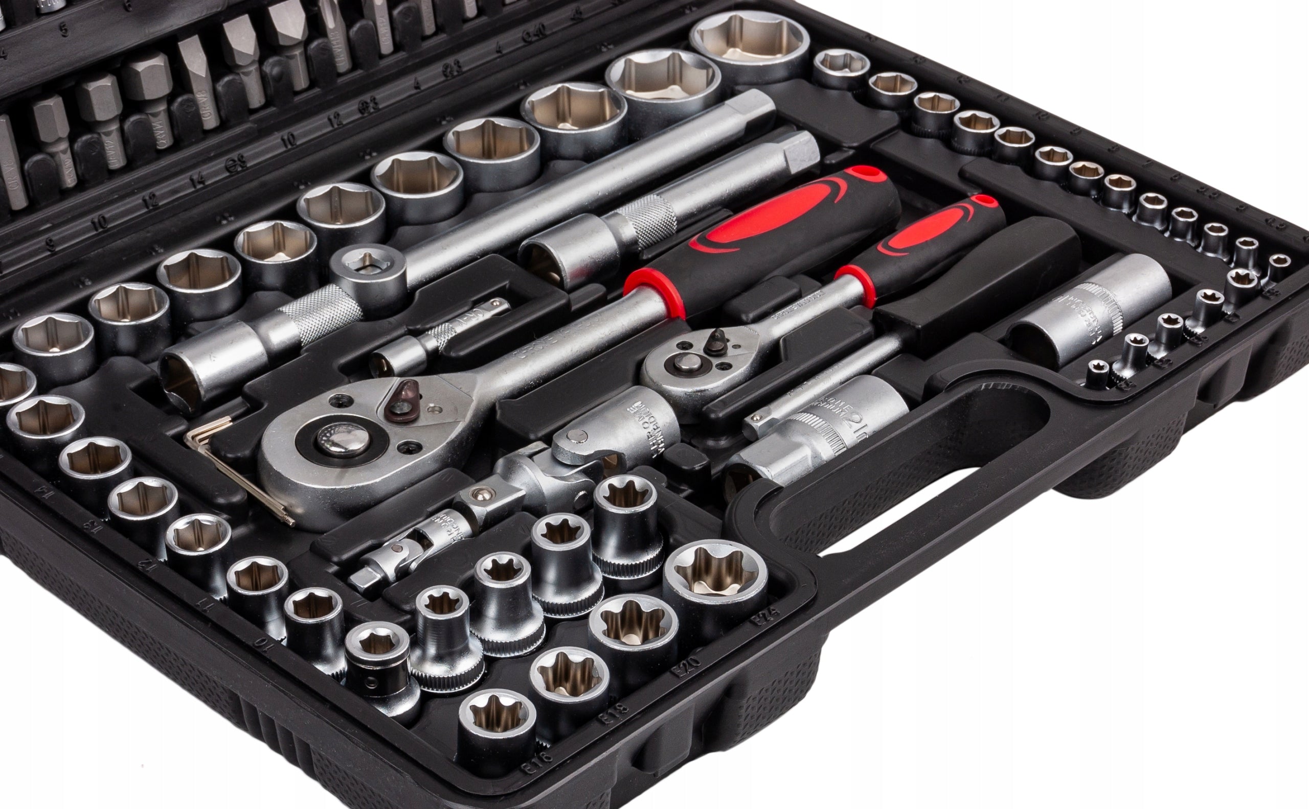 SET OF CAR SOCKET WRENCHES 94 ELEMENTS Brand Klucze