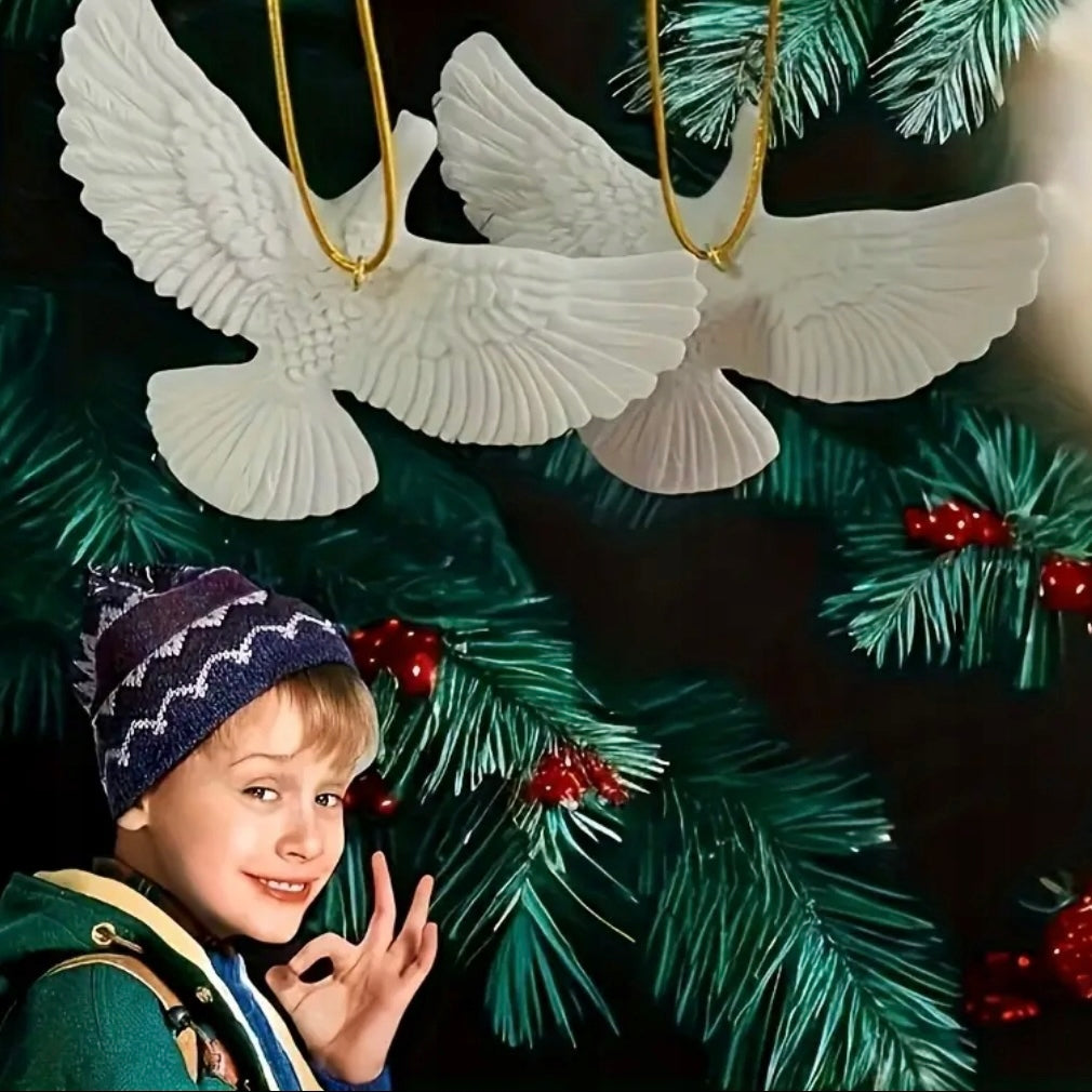 SET OF PIGEONS WITH HOME ALONE kevin alone in NY DECORATION for Christmas tree