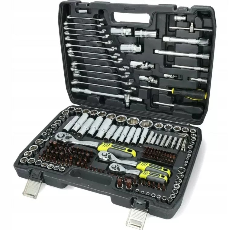 SET OF SOCKET WRENCH TOOLS 216 ELEMENTS SUITCASE
