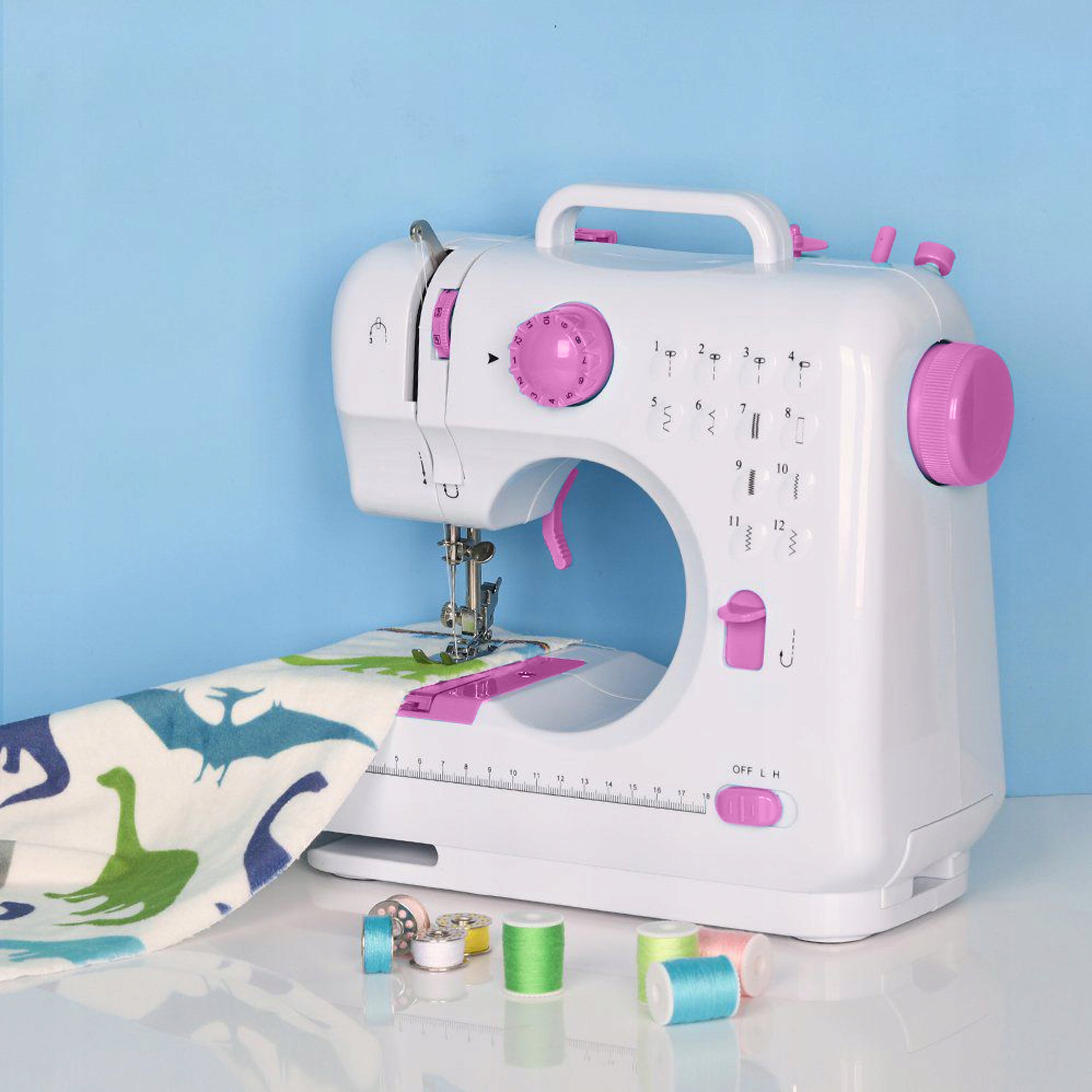 SEWING MACHINE MINI PORTABLE MECHANICAL 12 STITCHES ACCESSORIES + FREEBIES Number of stitches 1