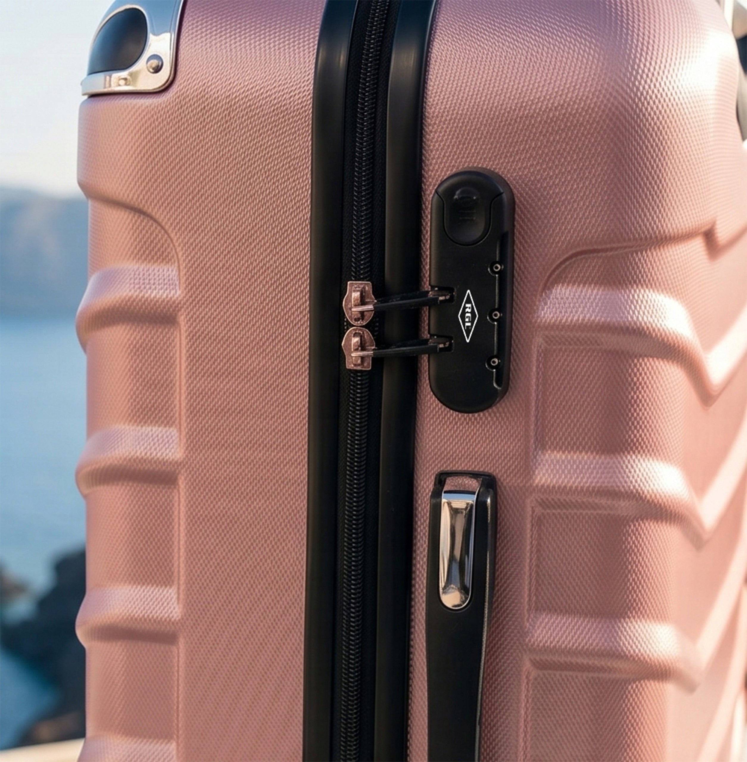 SMALL TRAVEL CASE 730 L BAG 4 WHEELS COMBINATION LOCK WIZZAIR, RYANAIR Height 55 cm
