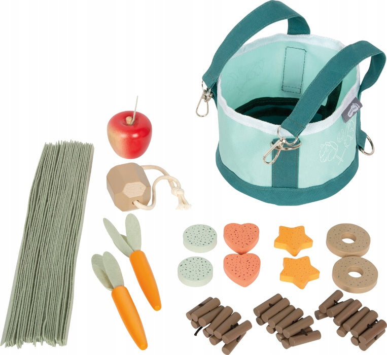 SMALLFOOT HOBBY HORSE FEEDING SET IN BAG CARROT FEED