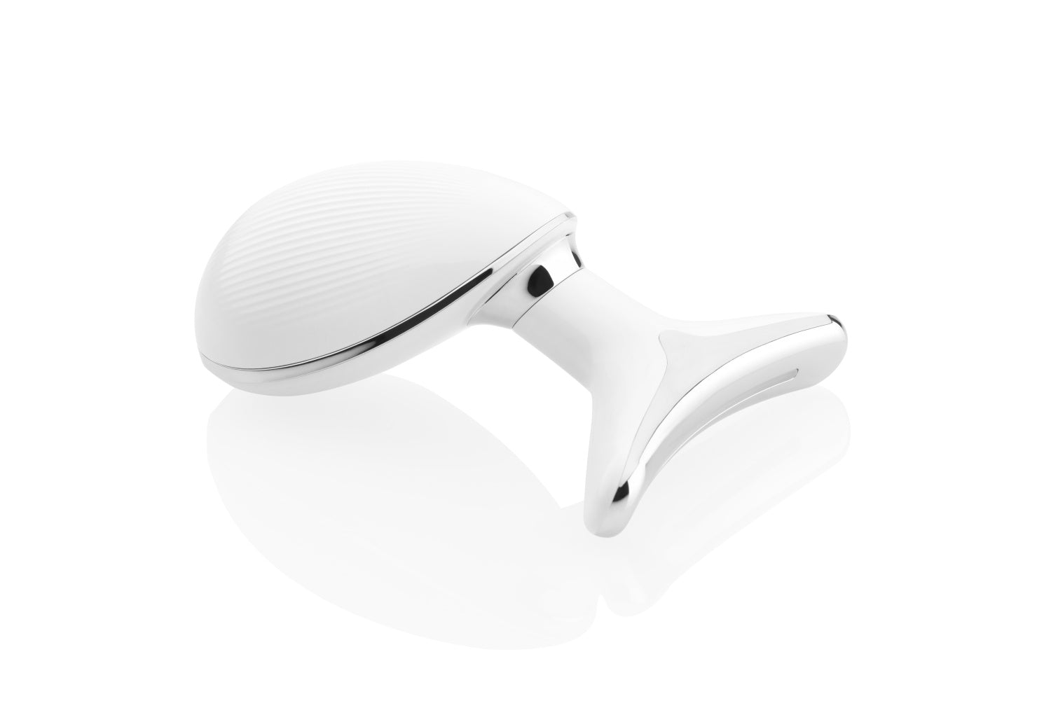 SONIC MASSAGER FOR FIRMING THE FACE AND NECK ULTRASONIC THERAPY EMS Manufacturer code ETA435390000