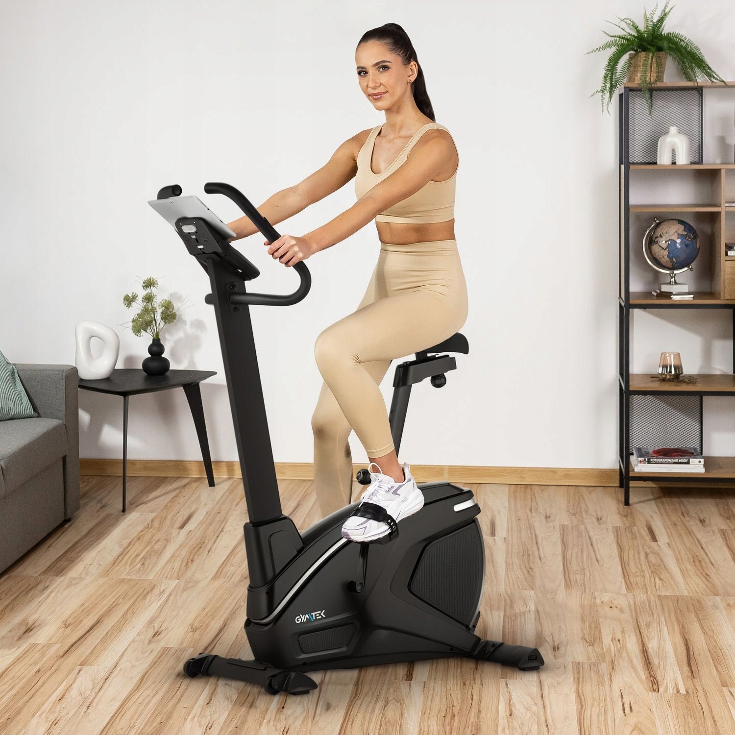 STATIONARY BIKE EXERCISE BIKE MAGNETIC TRAINING XB2600 GYMTEK Packaging status original