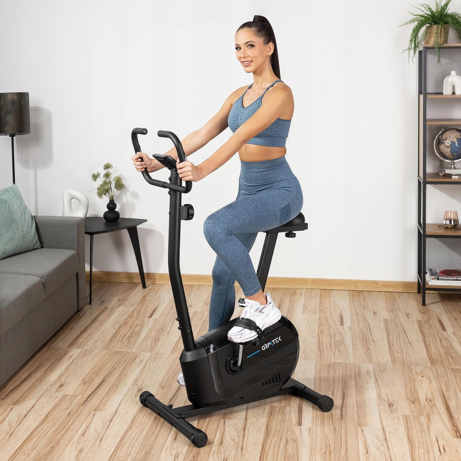 STATIONARY BIKE MAGNETIC FITNESS EXERCISE BIKE XB1000 GYMTEK Brand Gymtek