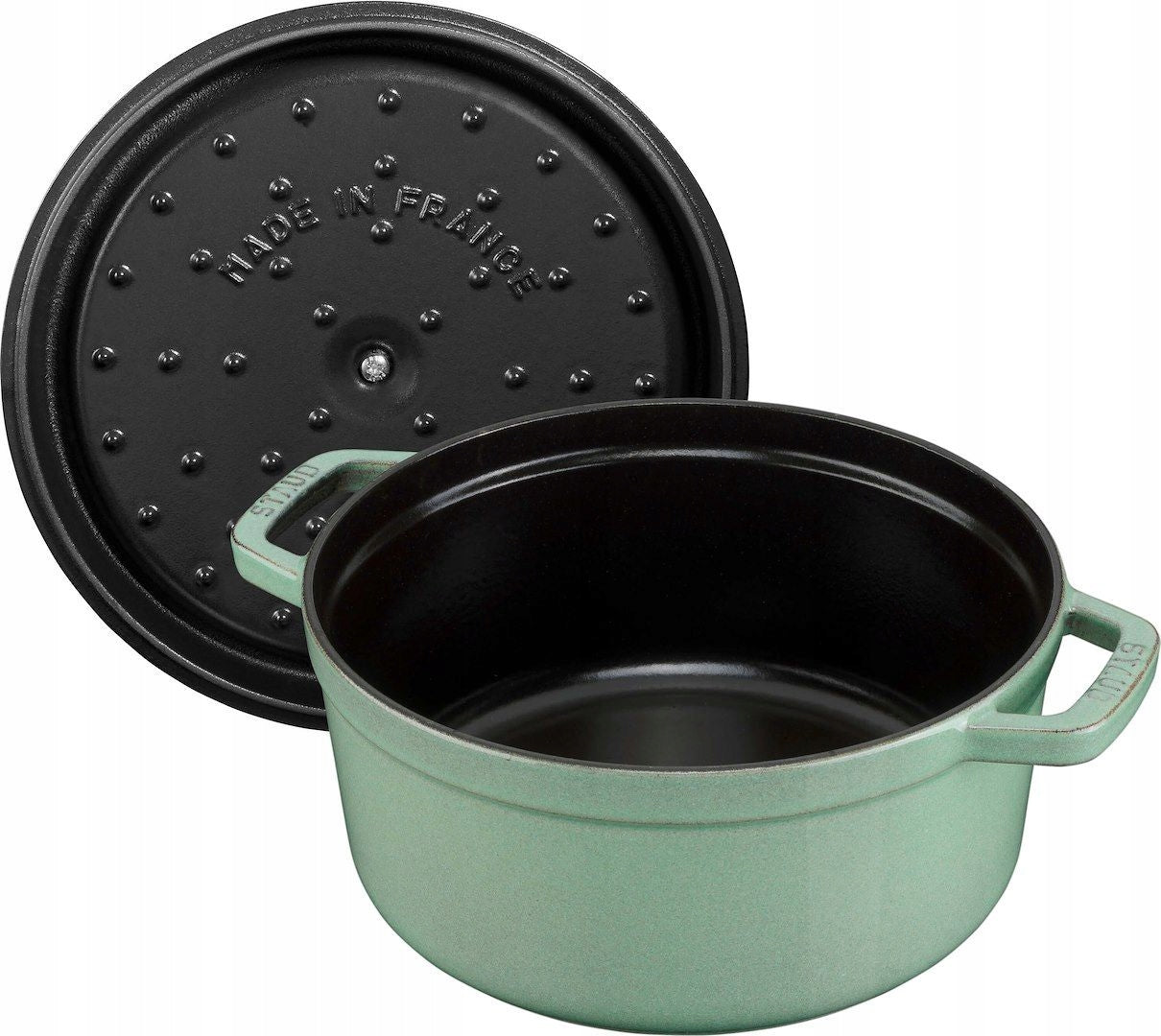 STAUB LA COCOTTE Cast iron pot round 1.7 ltr mint Capacity 1.7 l