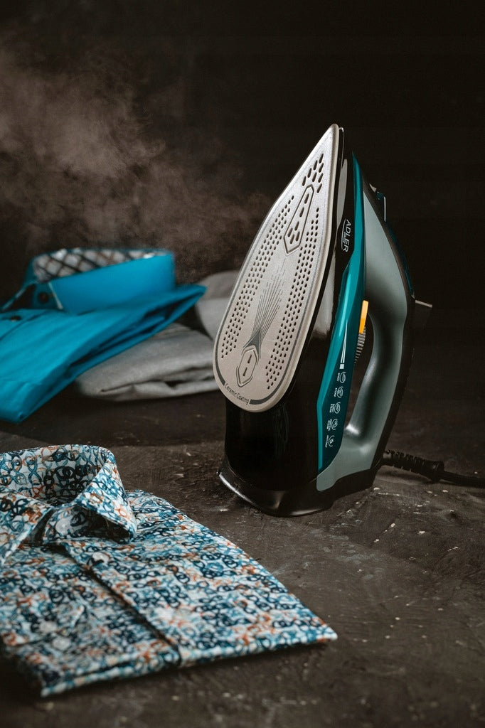 STEAM IRON 3000W CERAMIC SELF CLEANING FIREFIGHTER ANTI-CALC 5 FUNCTIONS Packaging status original