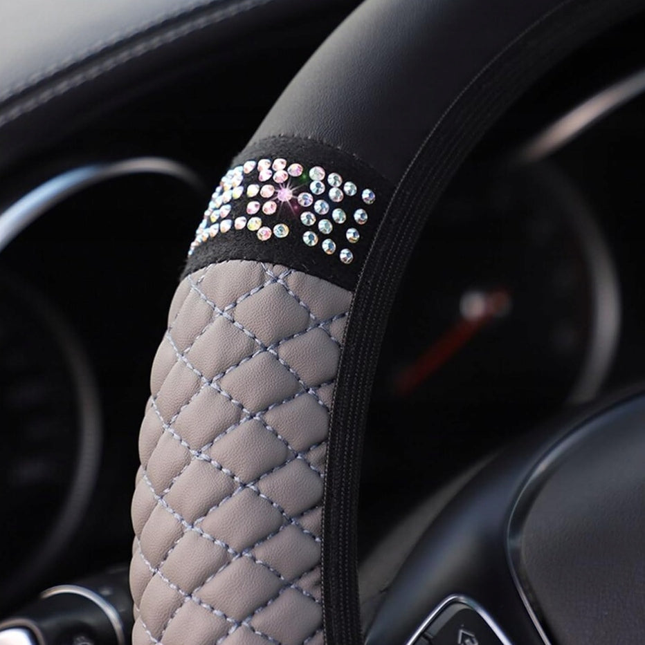 STEERING WHEEL COVER GREY QUILTED COVER UNIVERSAL 36-38CM Manufacturer's catalog number Pokrowiec na kierownice g6