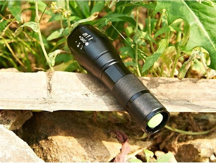 SURVIVAL KIT GIGA SURVIVAL BACKPACK TACTICAL SURVIVAL EAN (GTIN) 5905771556525