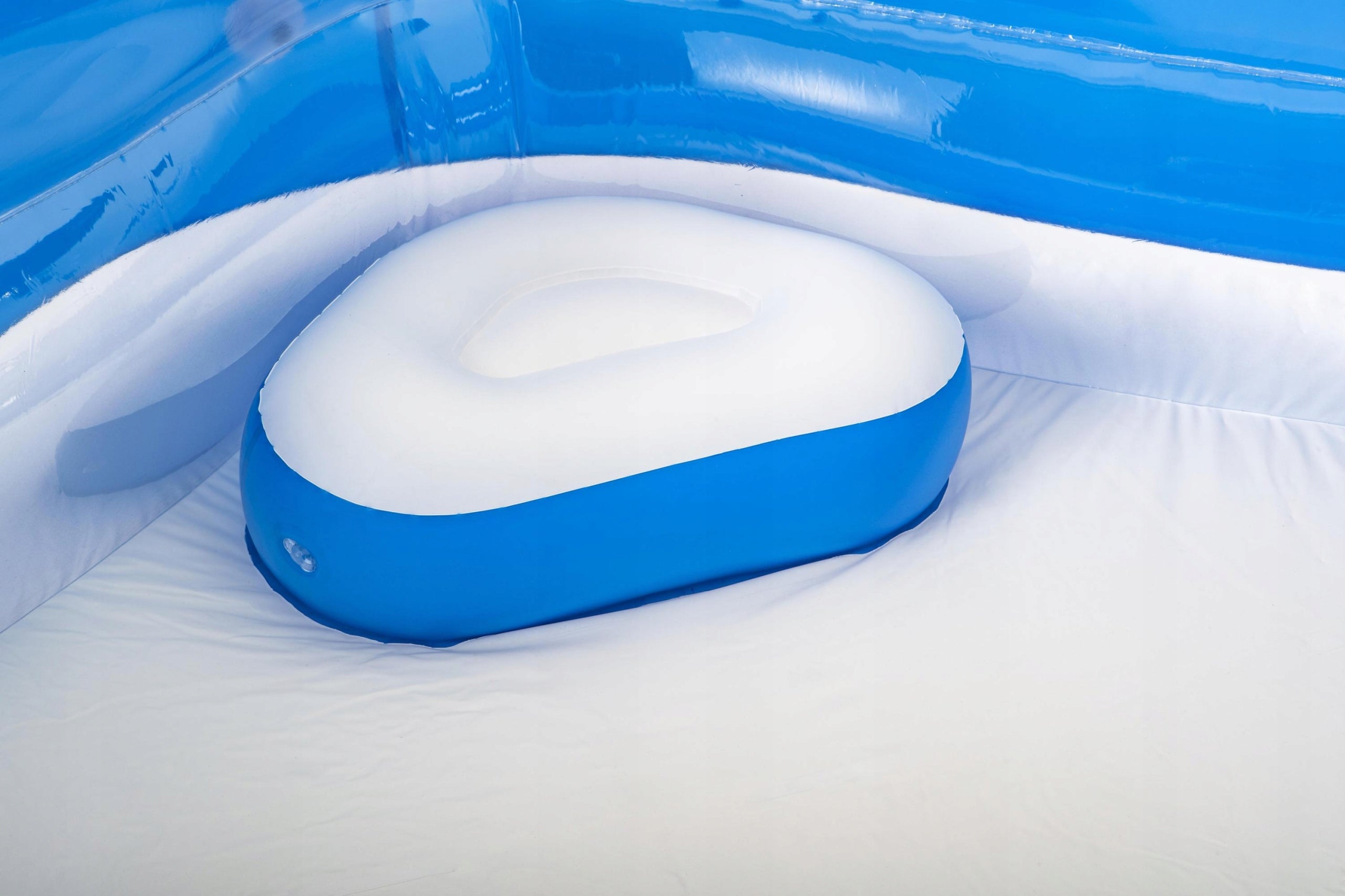 SWIMMING POOL INFLATABLE GARDEN SEATING TWO PILLOWS 213 X 206 CM BLUE Product width 206 cm