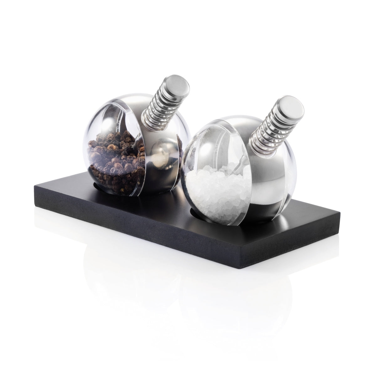 Salt and PEPPER SHAKER set XD DESIGN