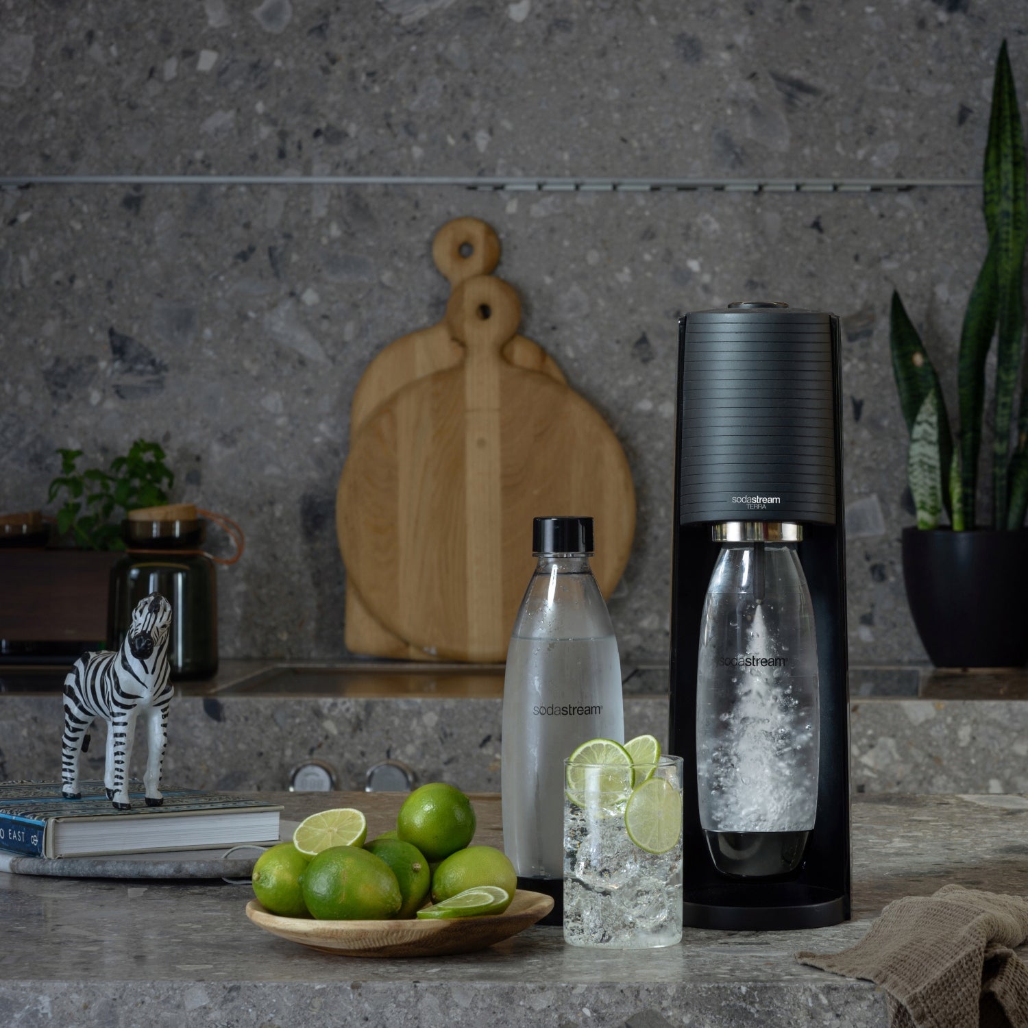 Saturator for gassing water SodaStream Terra black + 3 bottles, CO2 cartridge Packaging status original