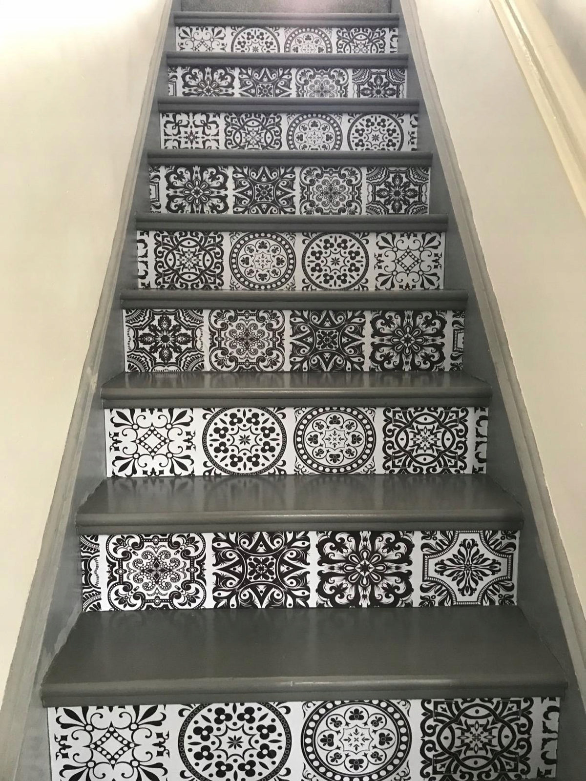 Self Adhesive Stair Stickers Footrests 100x18cm 6pcs Waterproof PVC Manufacturer code B07D26XC2X