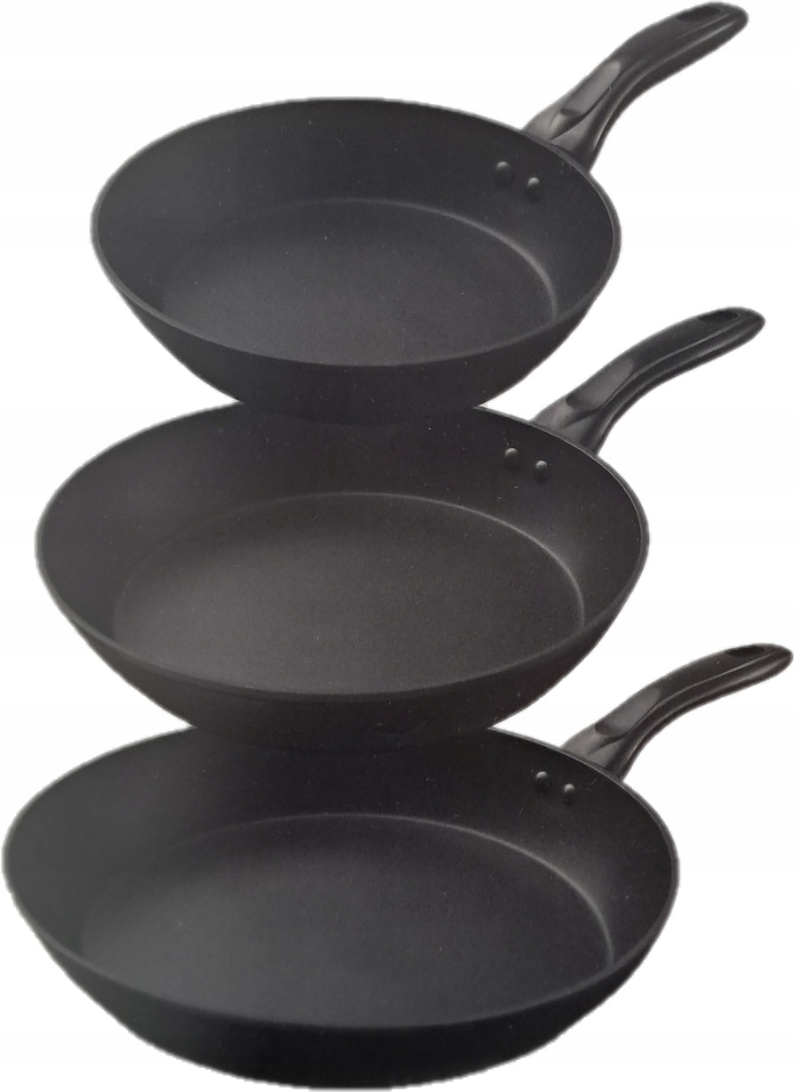 Set of 3 pans with non-stick coating 20, 24 and 28cm all stove