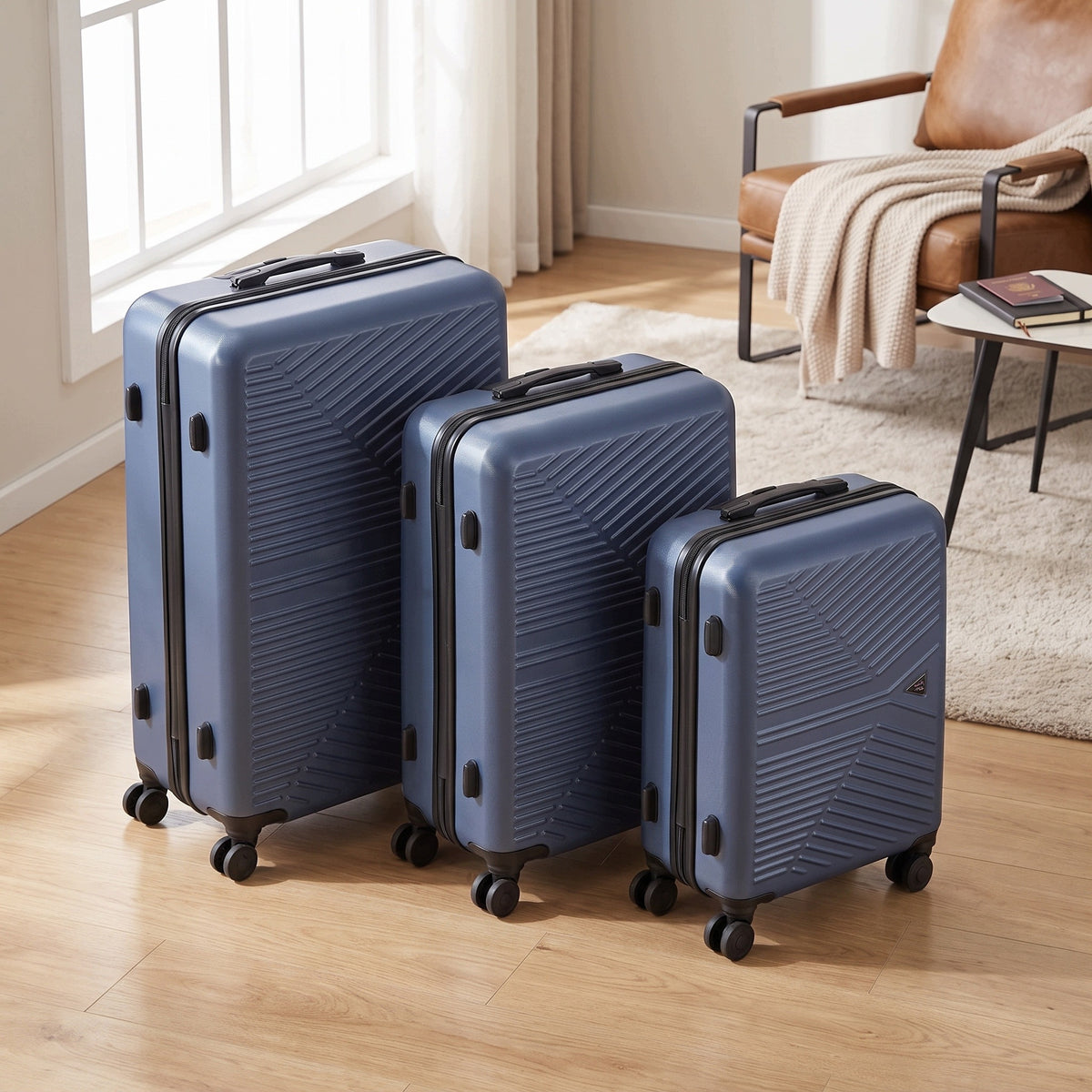 Set of 3pcs suitcases WINGS 3 pieces polycarbonate TSA travel luggage on wheels Packaging status original