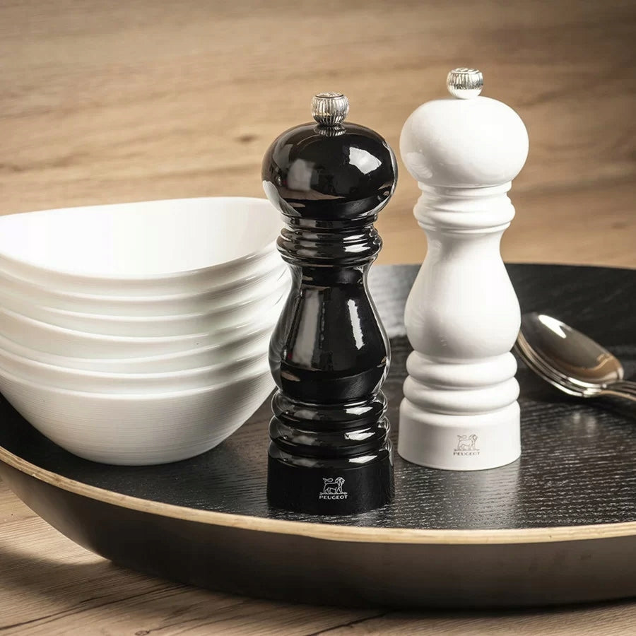 Set of PARIS milks black white 18 cm Peugeot Model DUO PARIS 18 CM