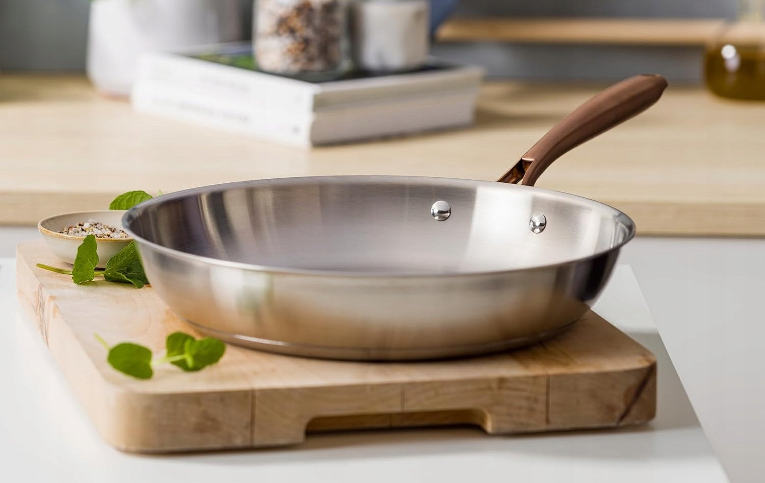 Set of stainless steel pots BK Rose, 3 elements, 20/24/28 cm, K1438 Manufacturer code K1437