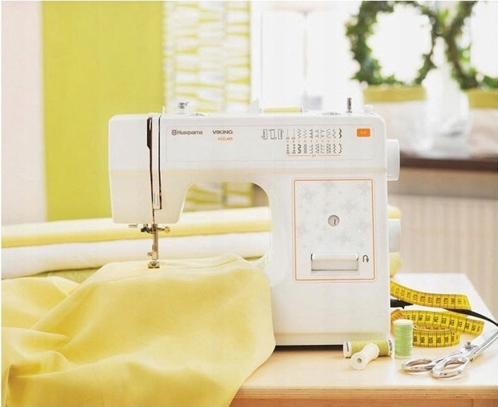 Sewing machine Husqvarna Viking E10 strong mechanical home pendulum Brand Husqvarna