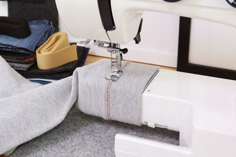 Sewing machine JANOME HD523 Types of stitches zigzag straight diagonal elastic invisible overlock
