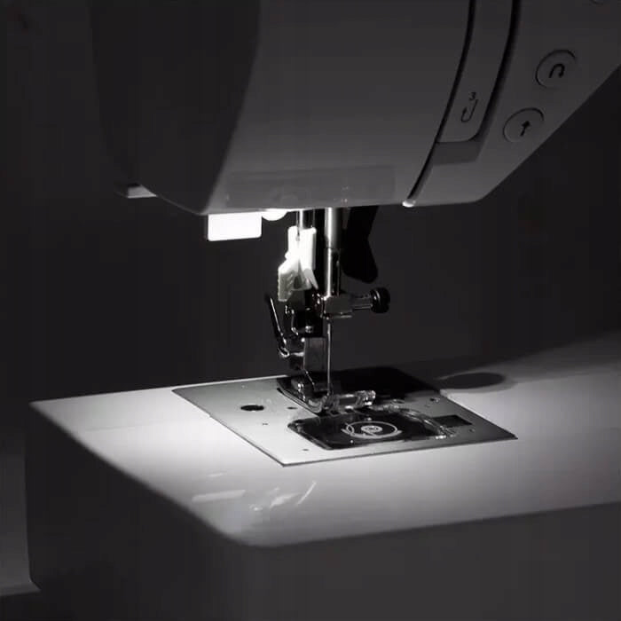 Sewing machine TEXI BLACK&WHITE home computer 200 stitches + alphabet Brand Texi