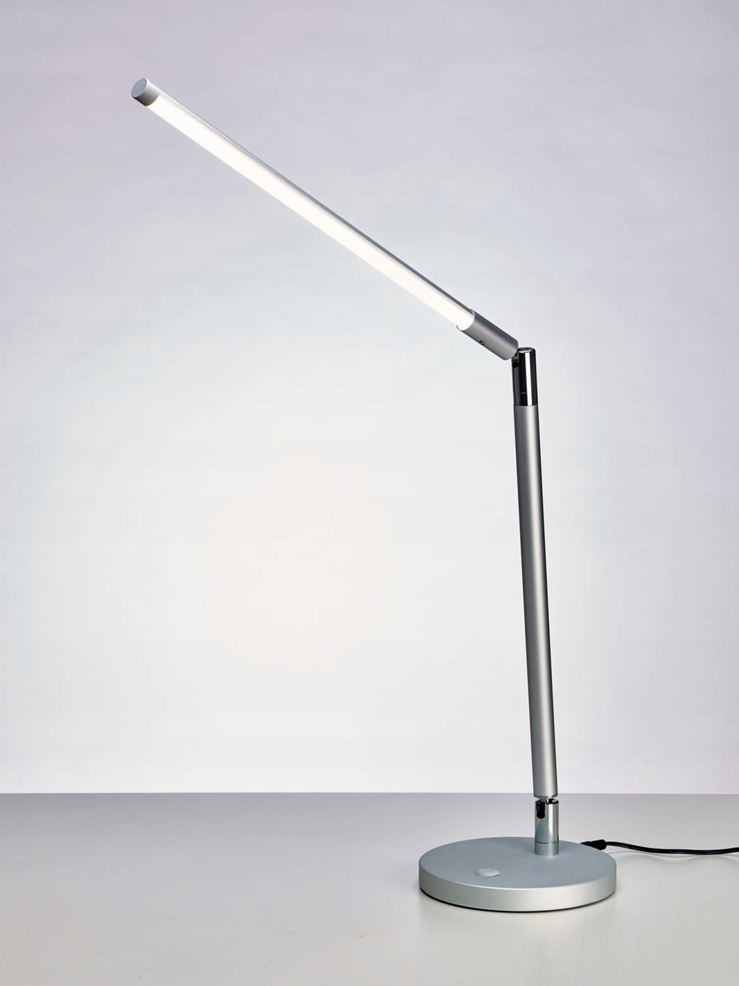 Shadowless Cosmetic Lamp PROMED LTL-749 LED: Precise Lighting Brand Promed