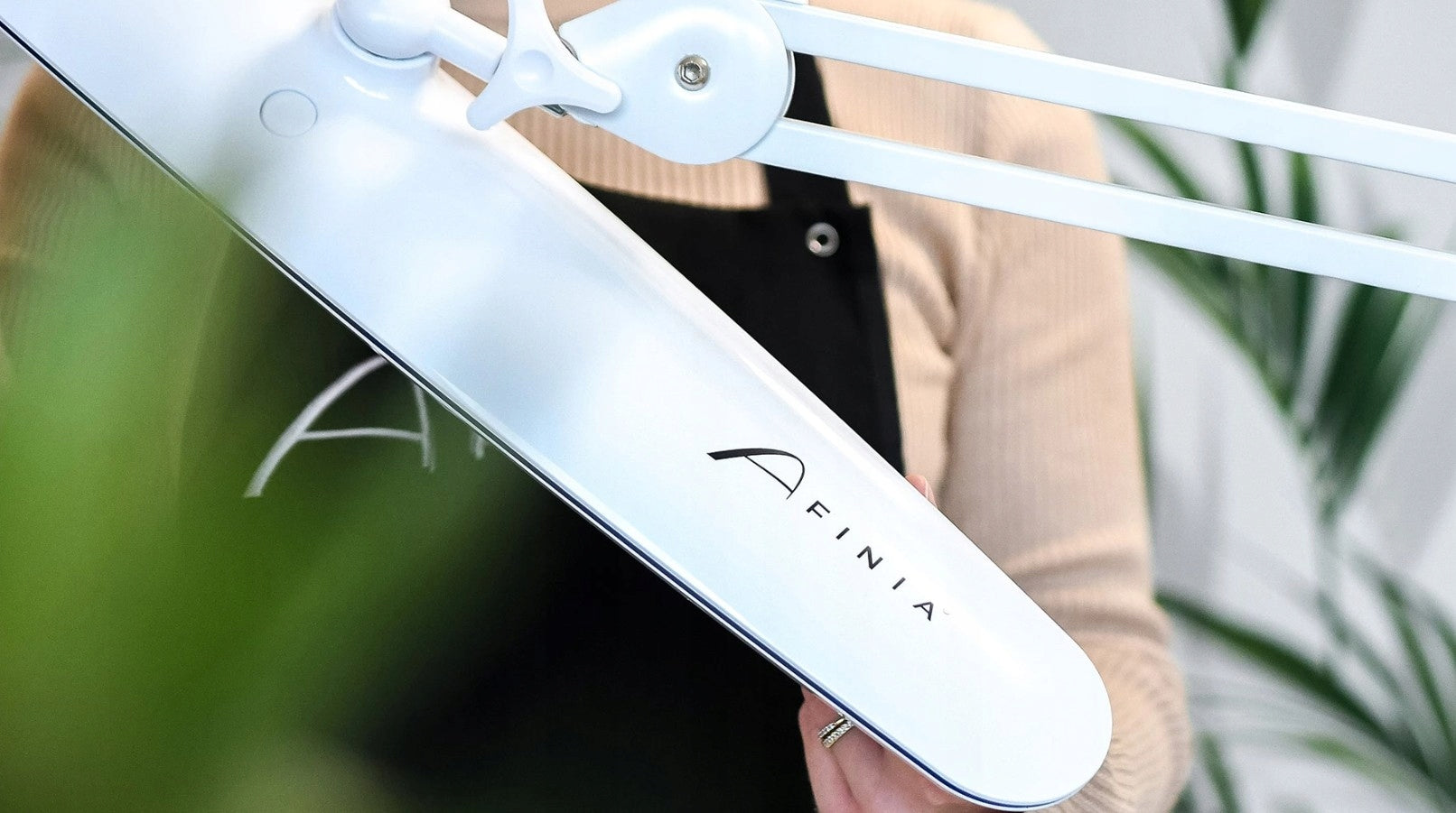 Shadowless LED cosmetic lamp AFINIA FLEXI Medical device no