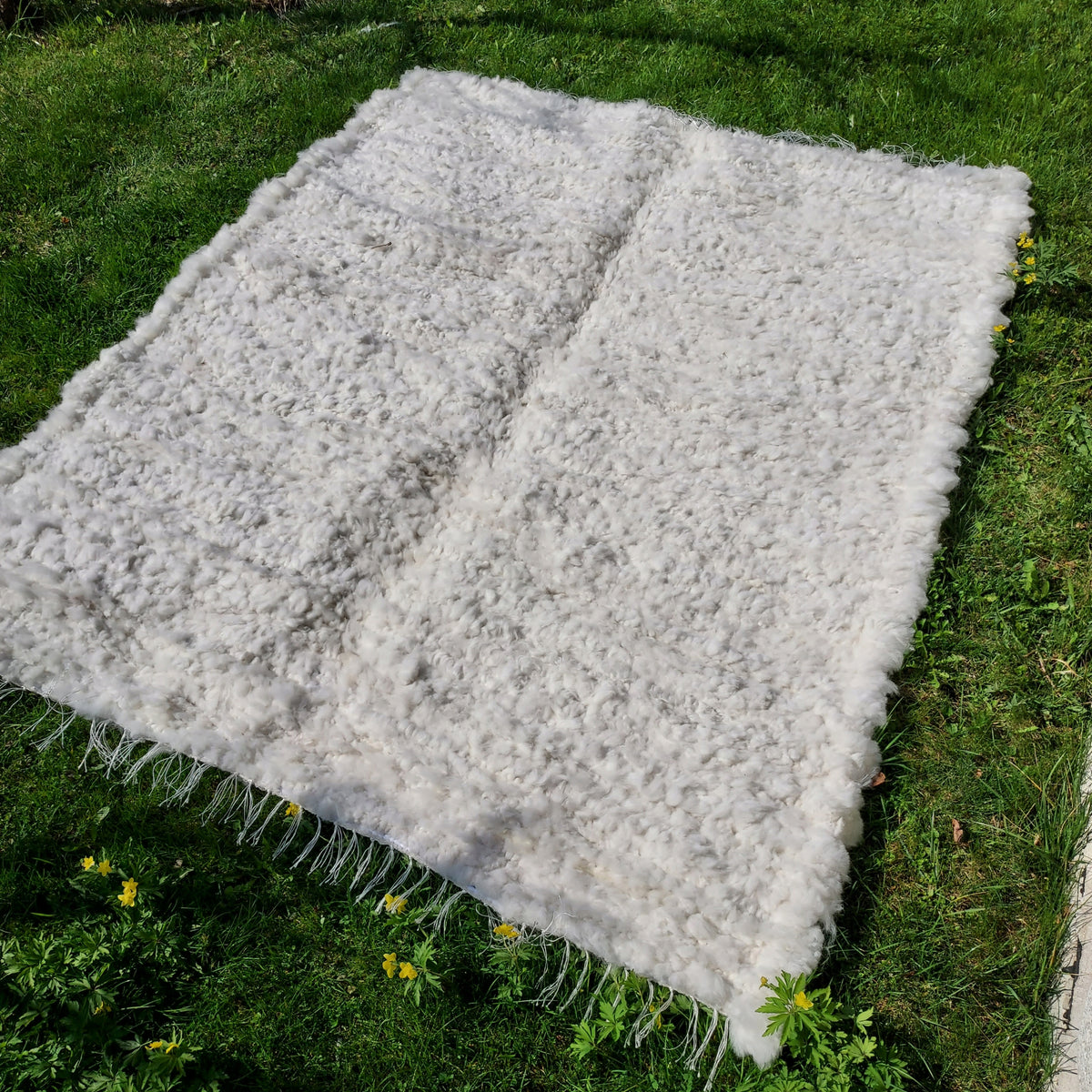 Sheepskin Bedspread Carpet White Sheepskins Color white
