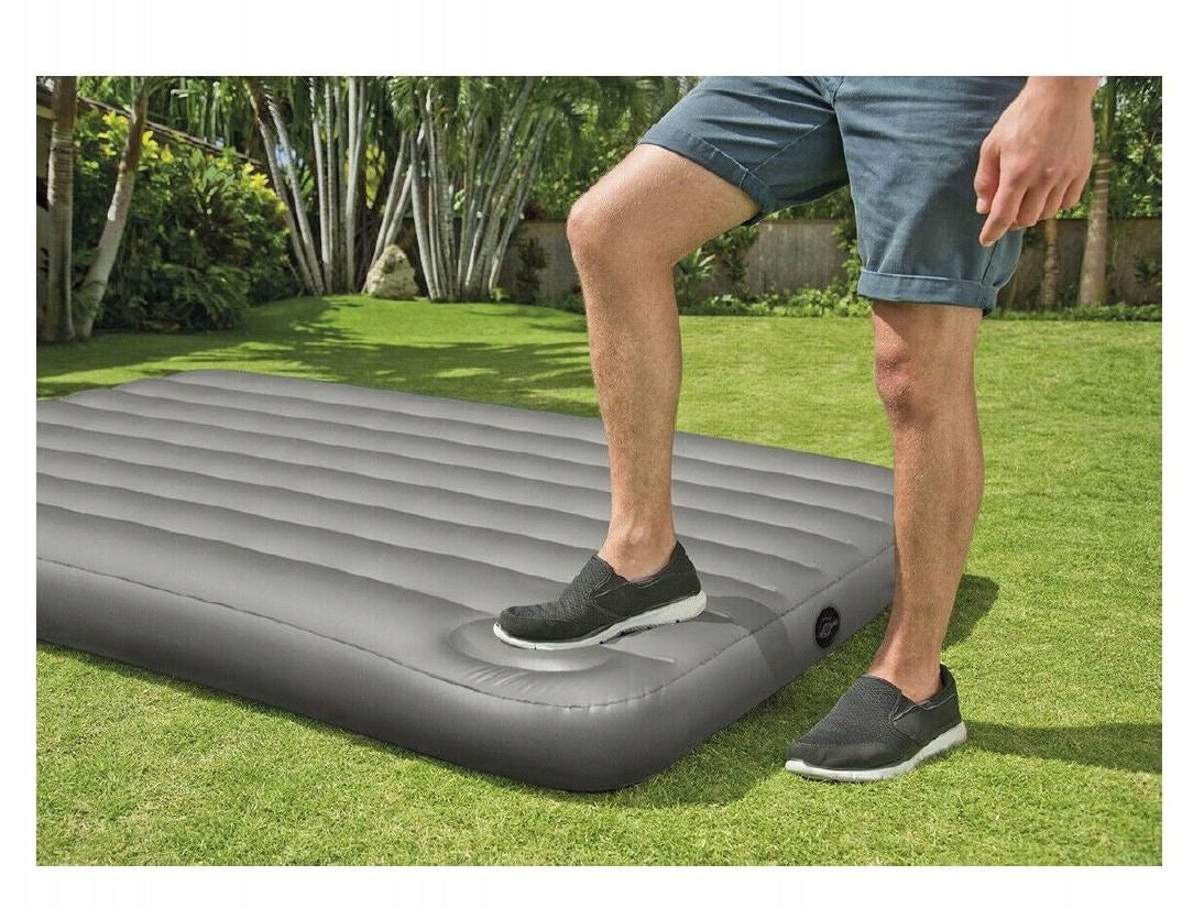 Sleeping mattress 99 x 191 x 25 cm with foot pump Intex Packaging status original