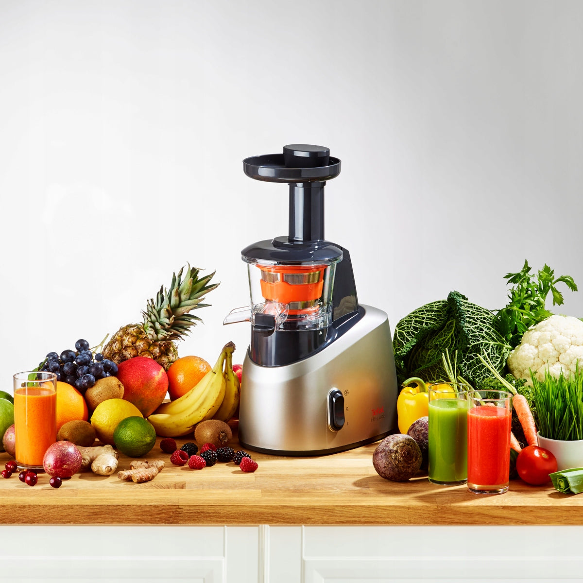 Slow juicer TEFAL INFINY PRESS ZC255B Manufacturer code ZC255B38