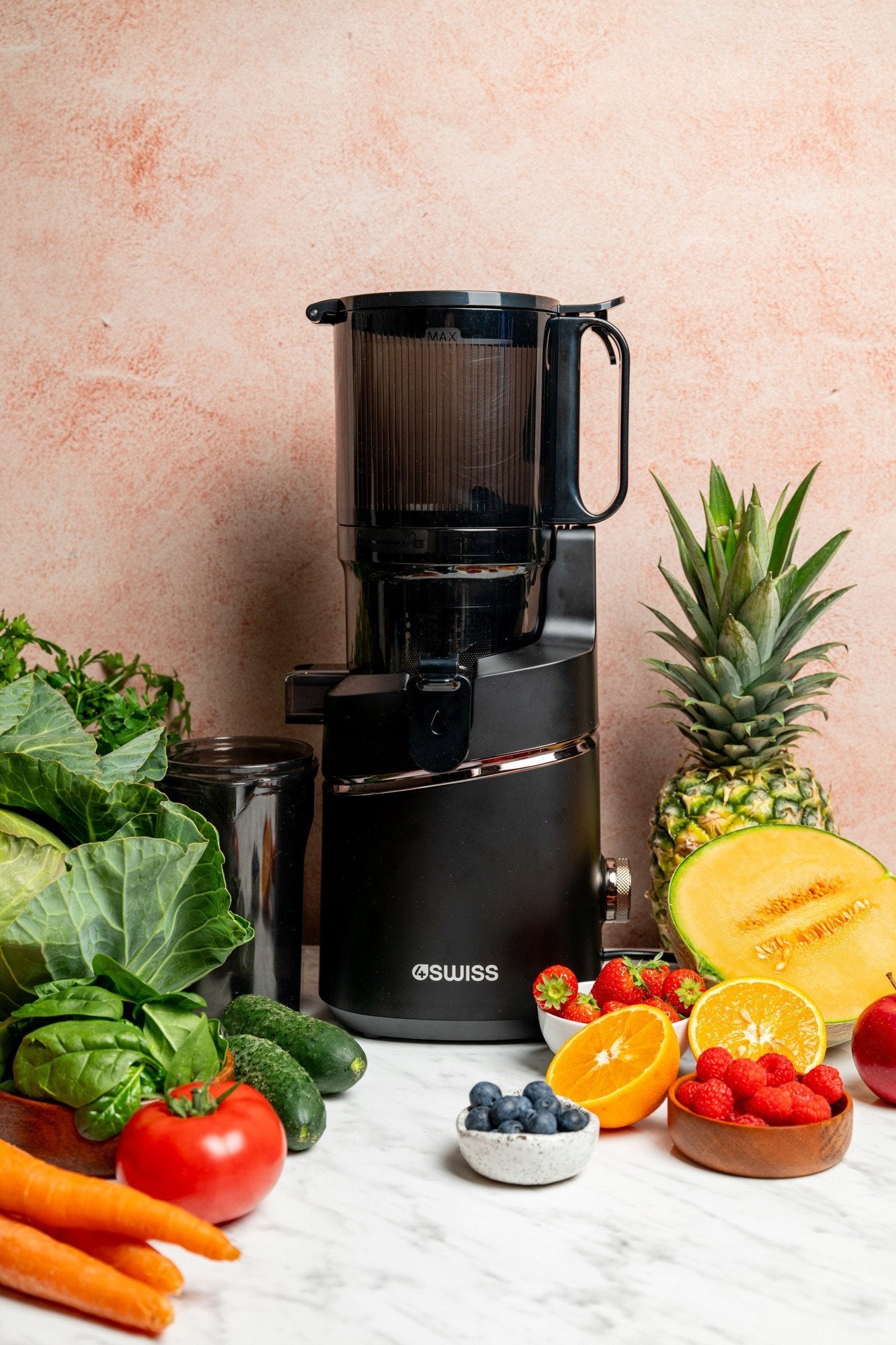Slow juicer for fruit and vegetables 4Swiss WB025 Quiet Compact Manufacturer code 5906496181436