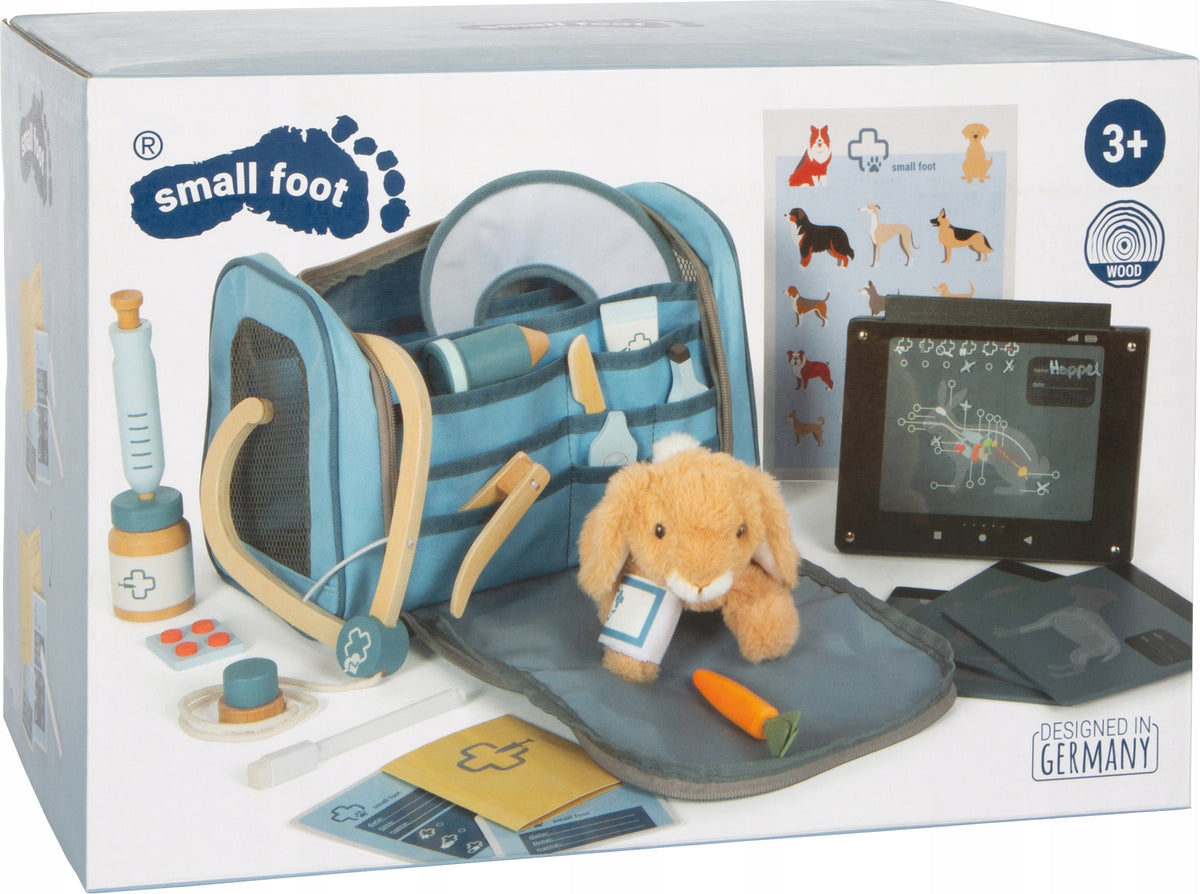 Small Foot Veterinarian Kit with Plush Rabbit + Kids Accessories Packaging status original