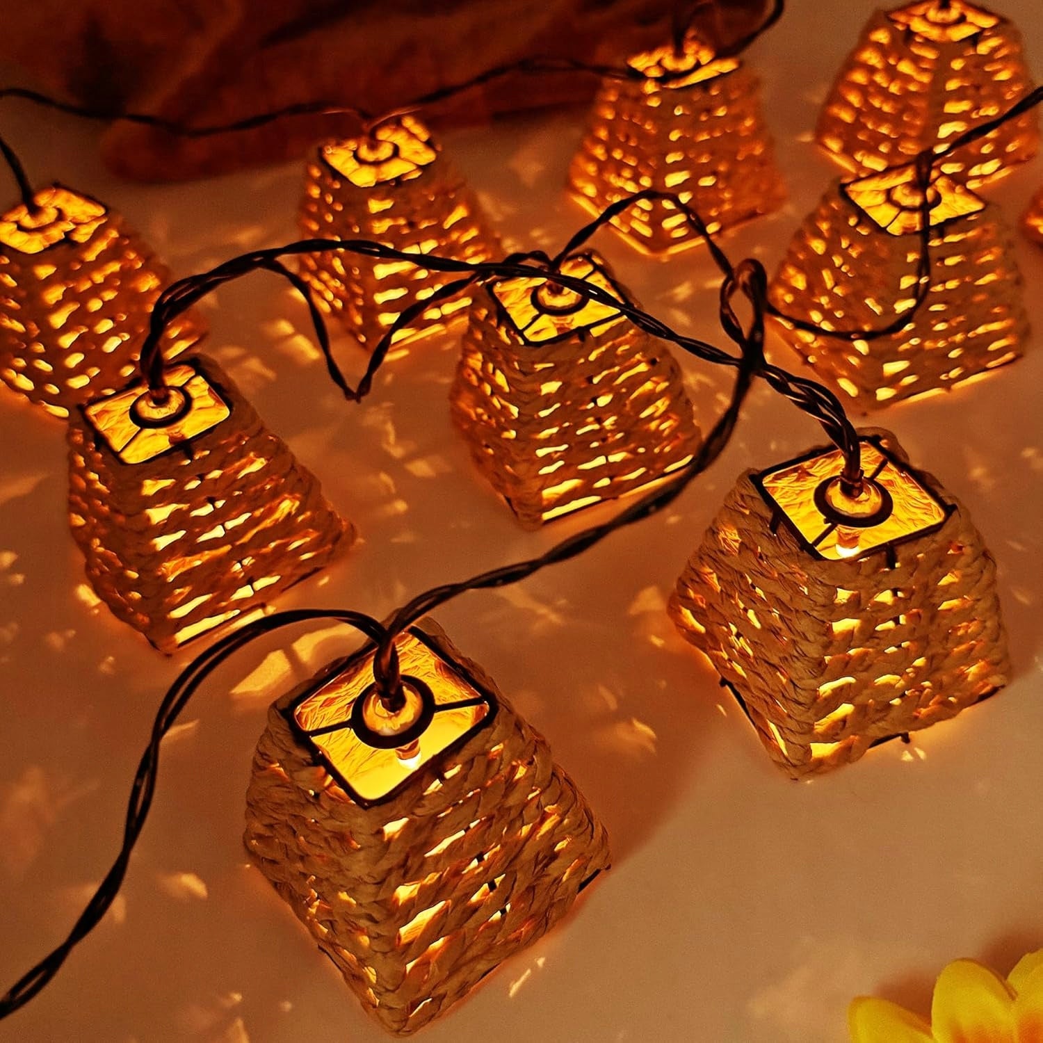 Solar Garden Lights Rattan 10 LED Waterproof Brand no brand