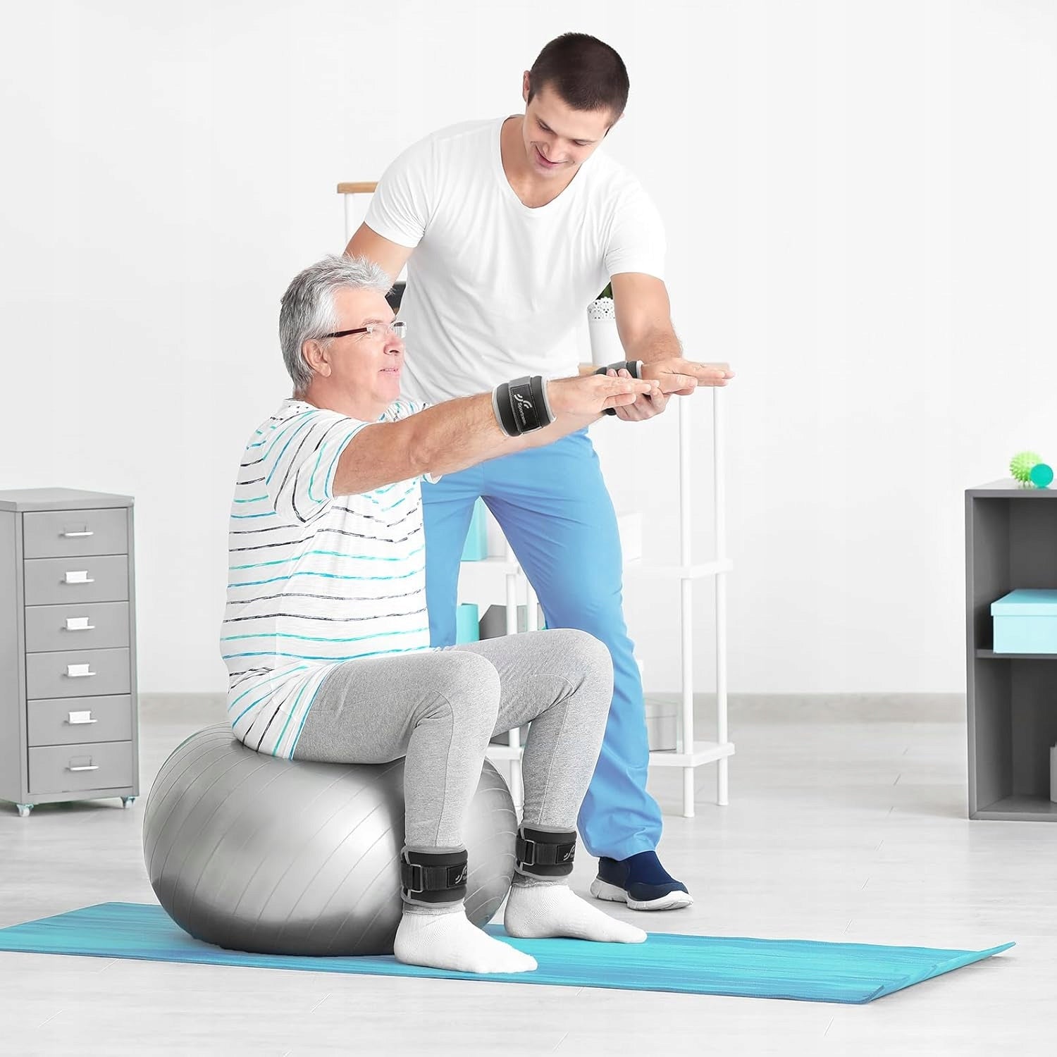 Sportneer Ankle and Wrist Weights 2 x 1kg Adjustable Packaging status original
