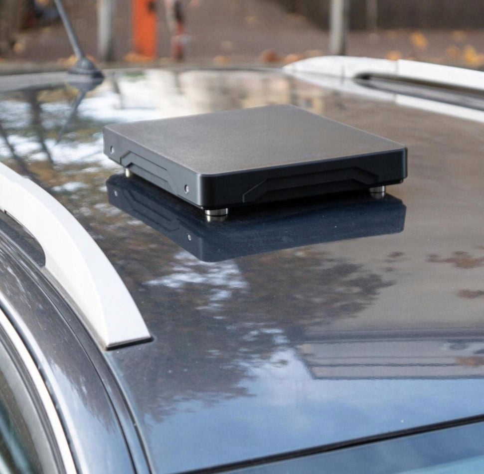Starlink mini mounting bracket for motorhome + magnets. Black