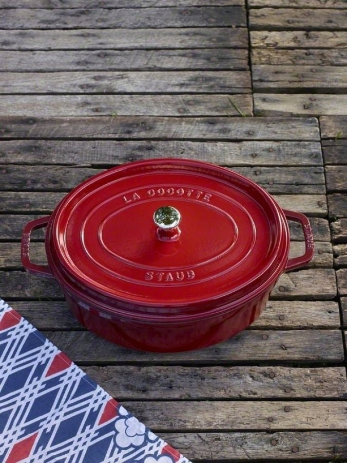 Staub Cocotte Cast Iron 37cm Cherry Oval Manufacturer code 40509-876-0