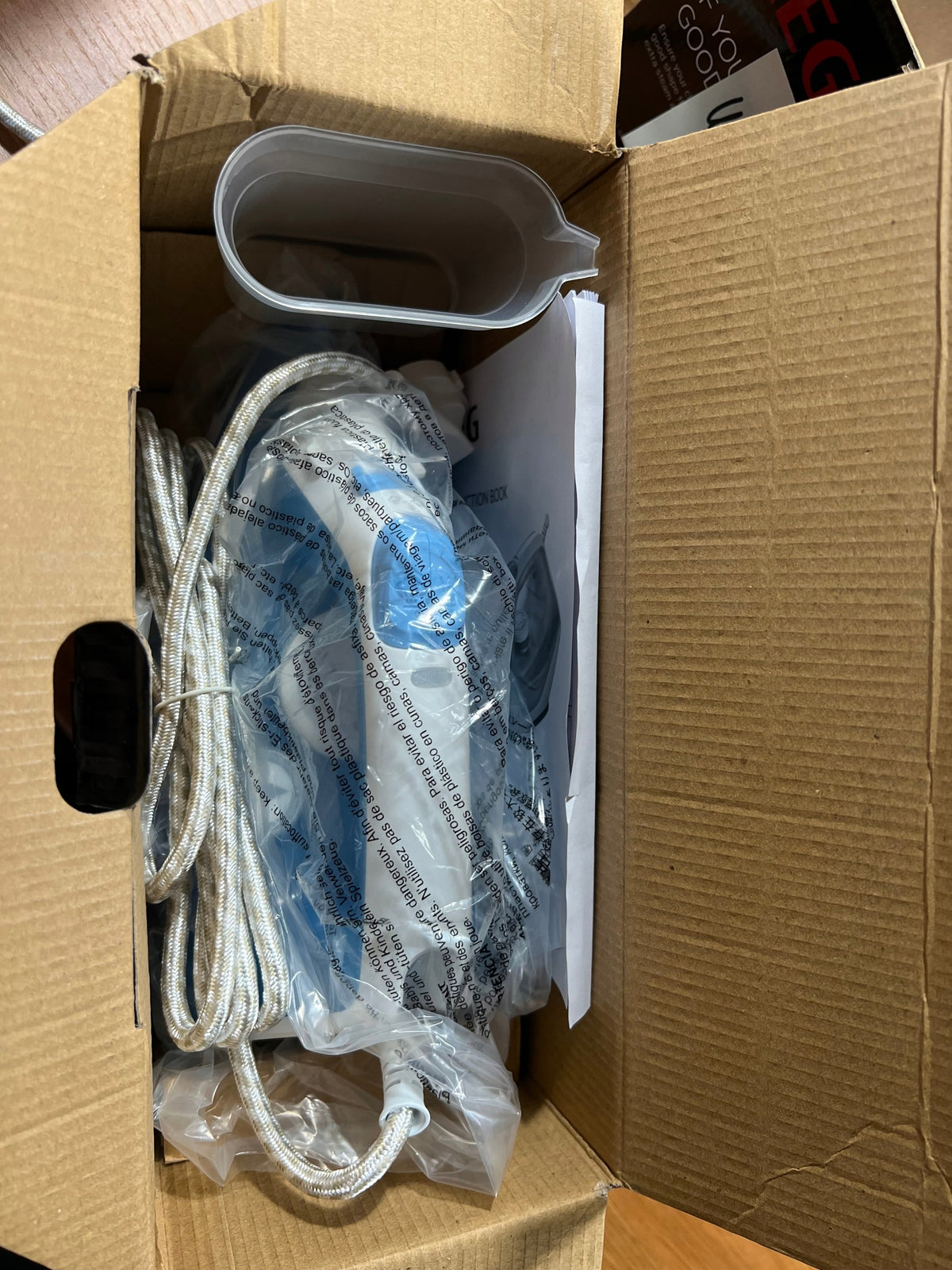 Steam iron AEG DB 1730 2300 W Brand AEG