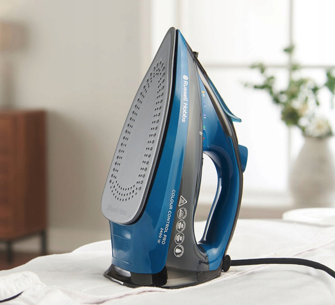 Steam iron Russell Hobbs 27280-56 2400W 185 g/min Color control Dominant color blue